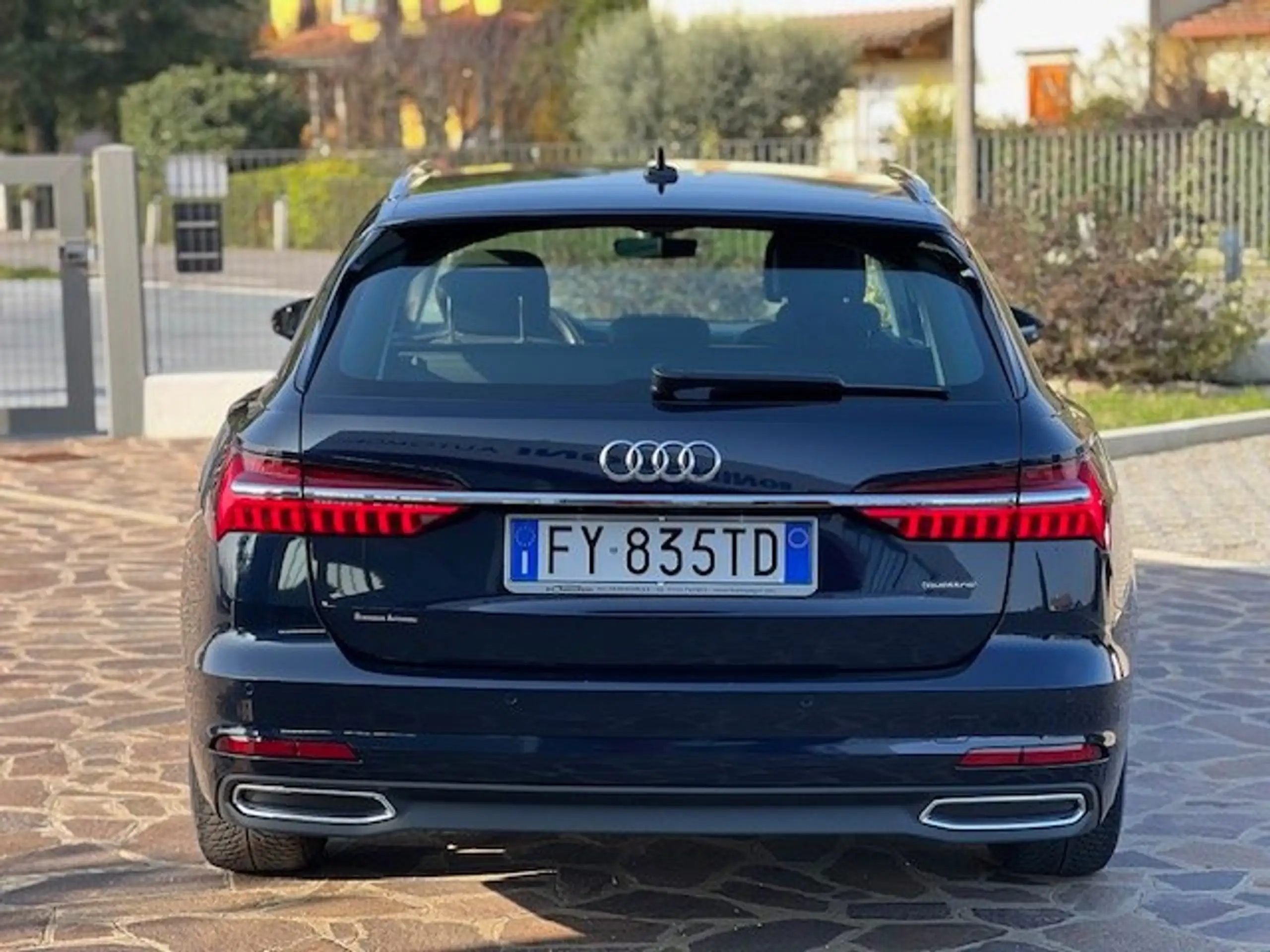 Audi - A6