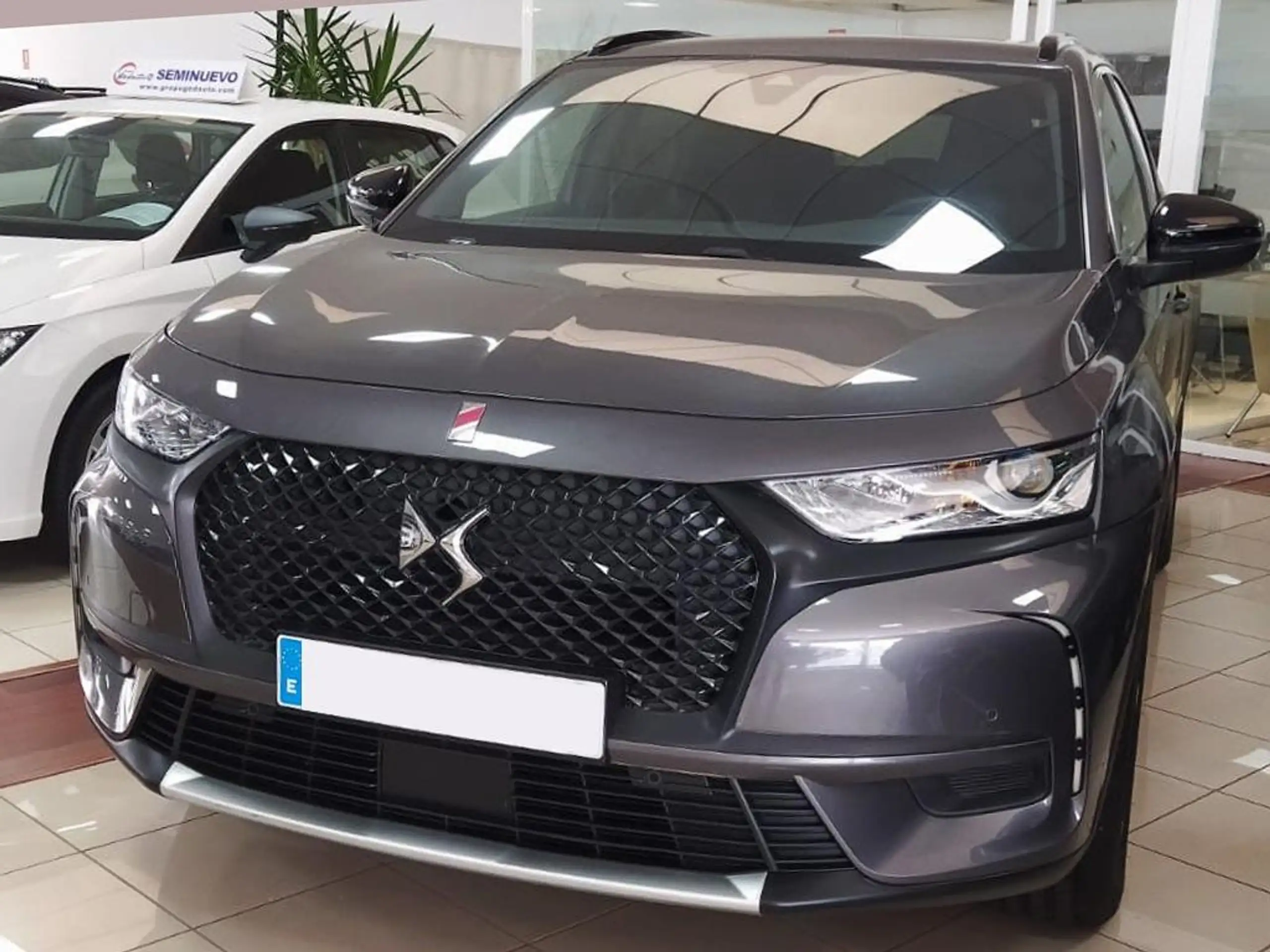 DS Automobiles - DS 7 Crossback