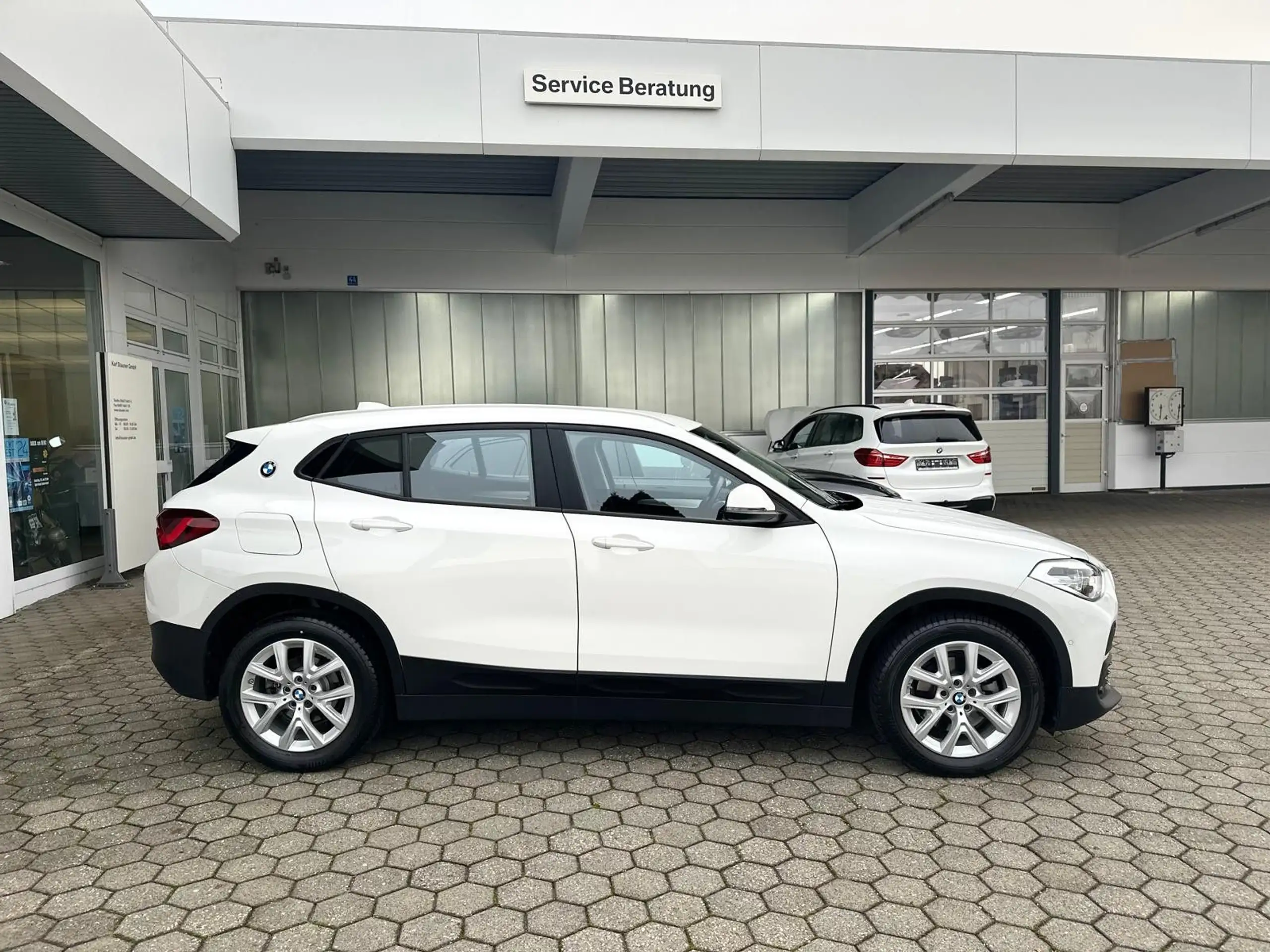 BMW - X2