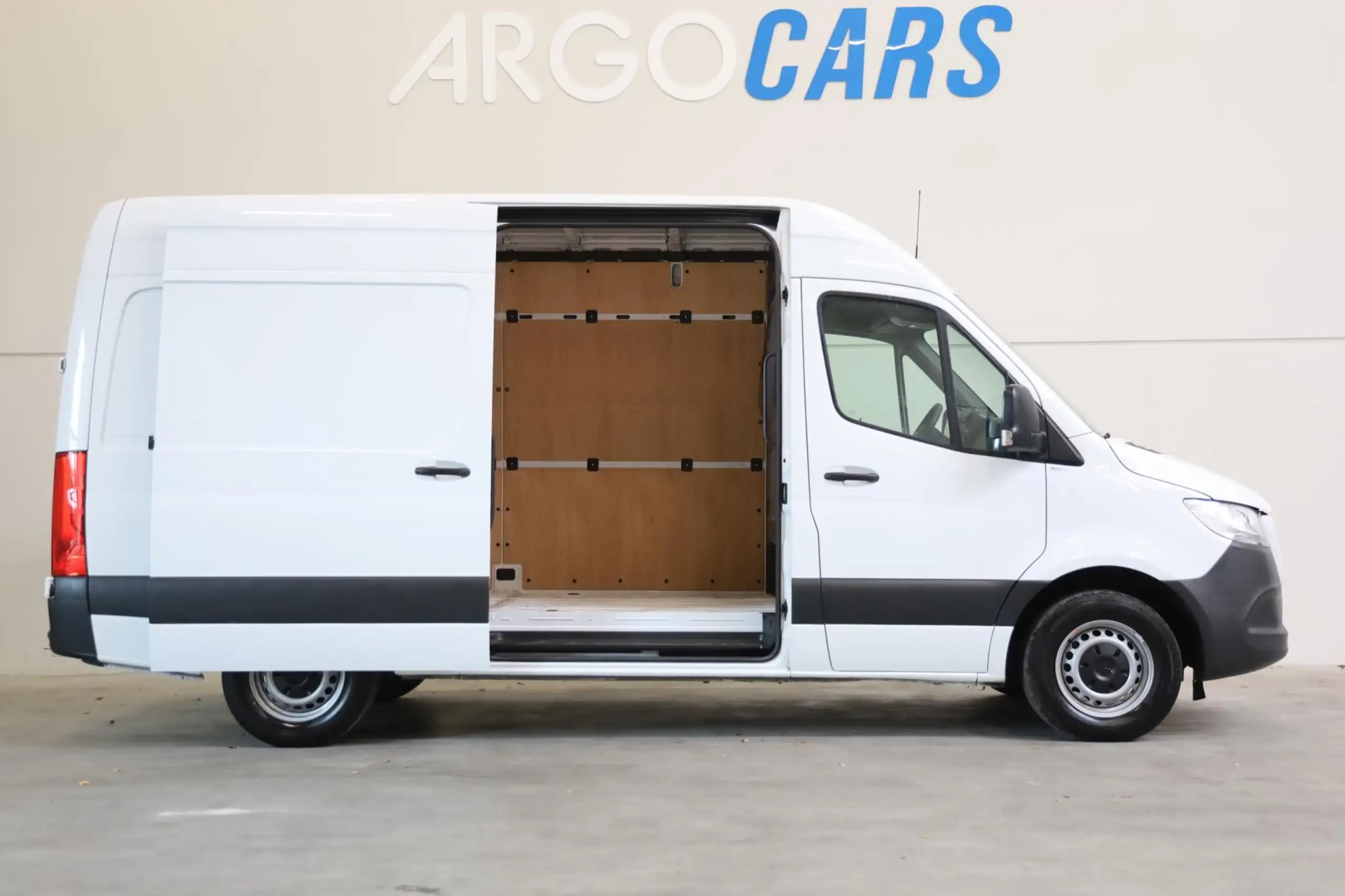 Mercedes-Benz - Sprinter