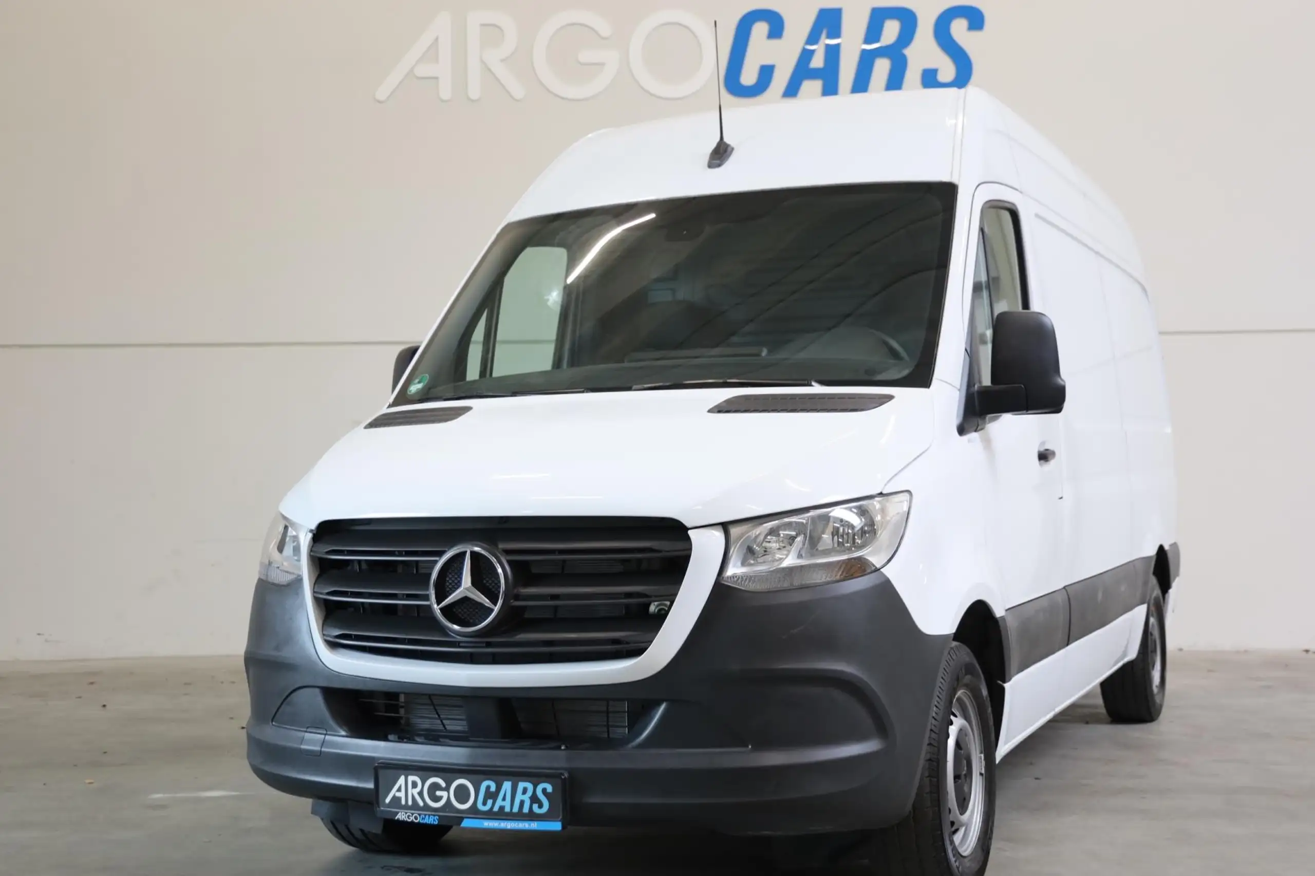 Mercedes-Benz - Sprinter