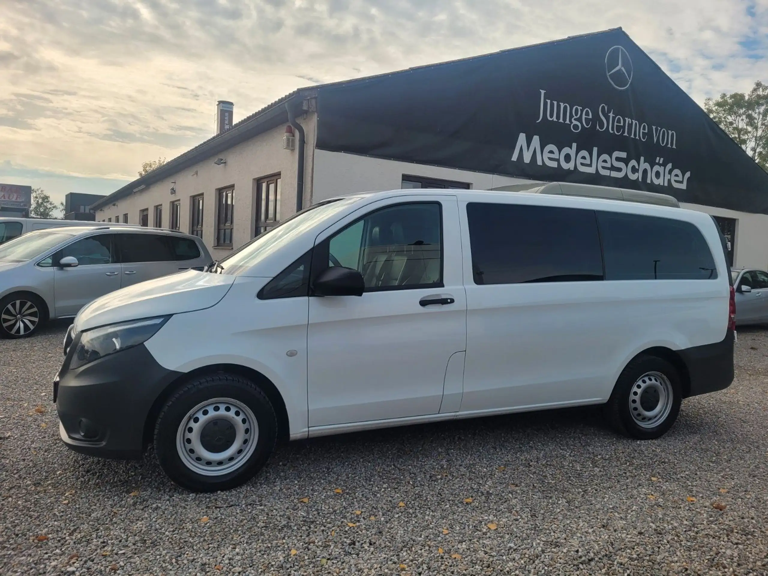 Mercedes-Benz - Vito