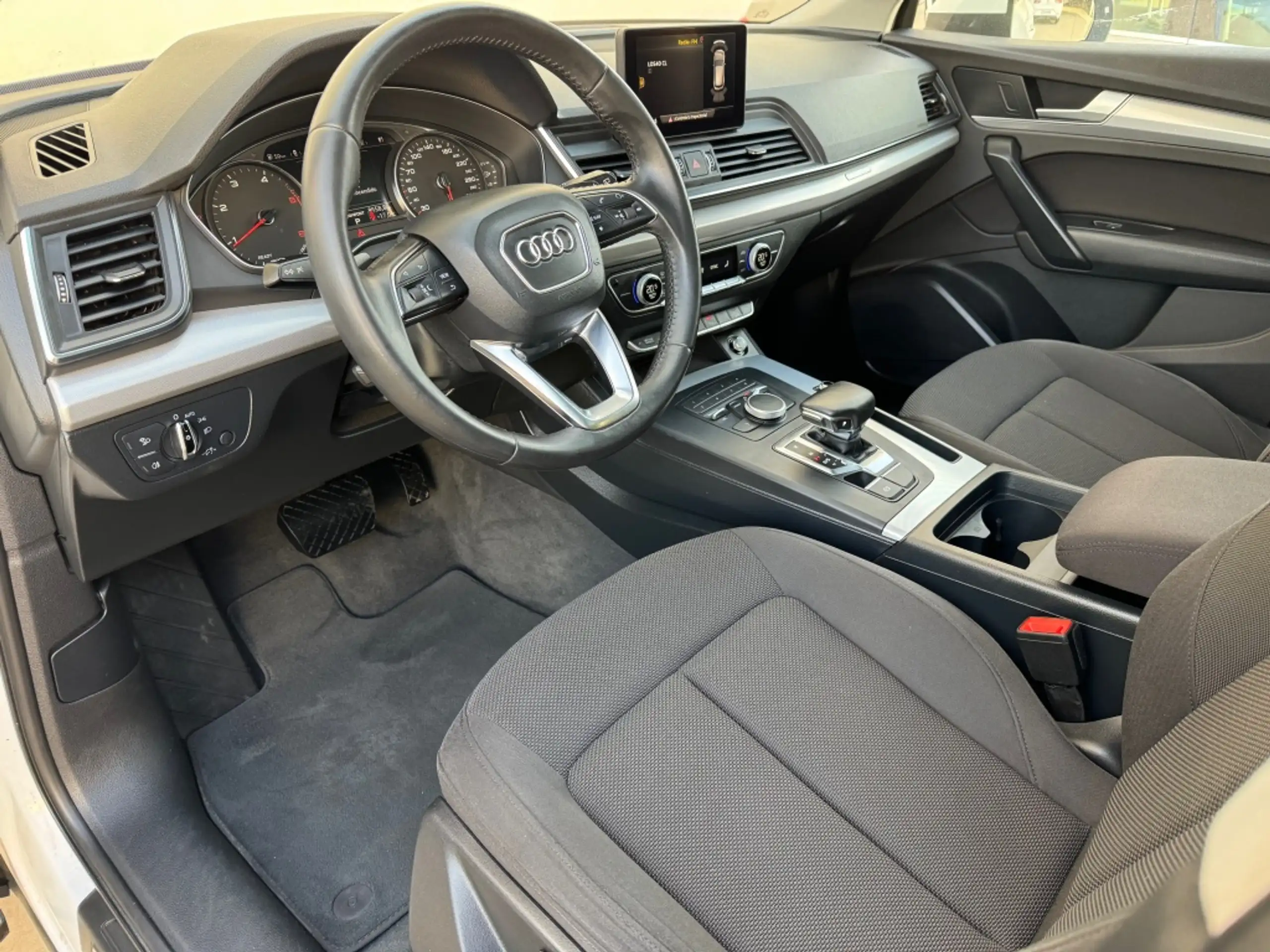 Audi - Q5