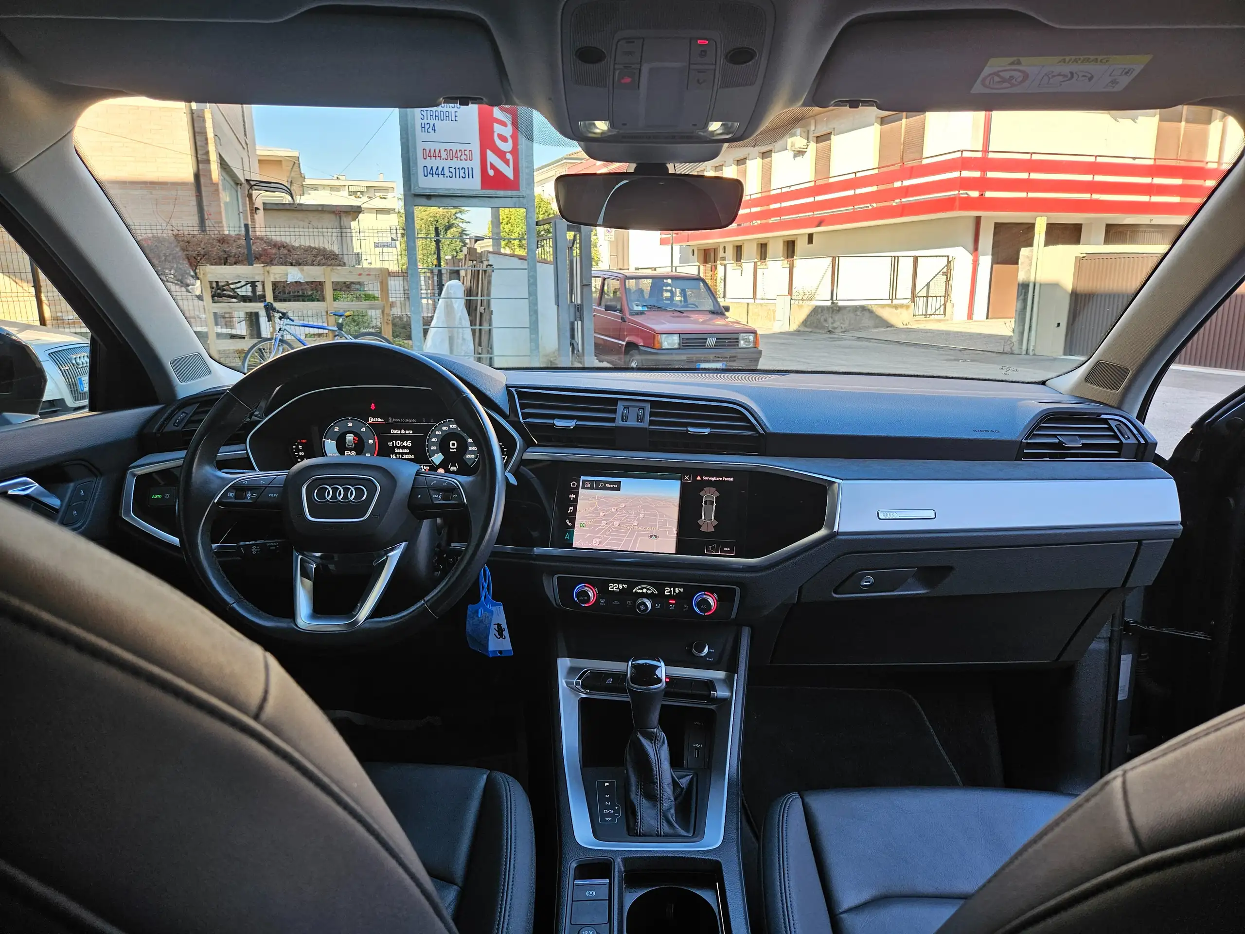 Audi - Q3