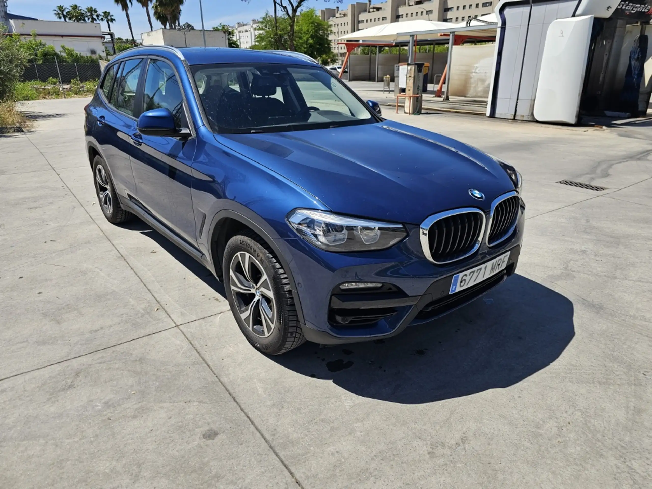 BMW - X3