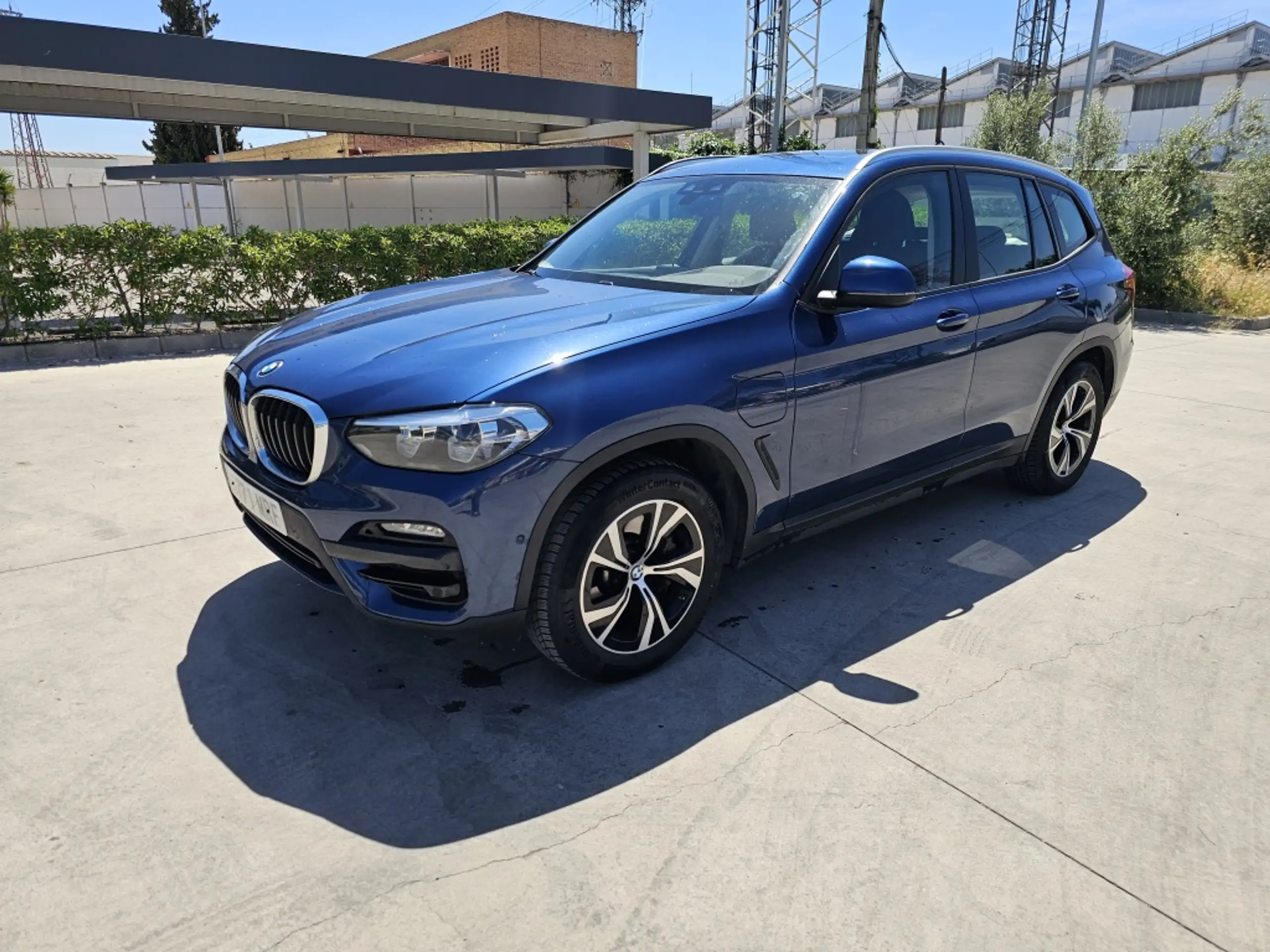 BMW - X3