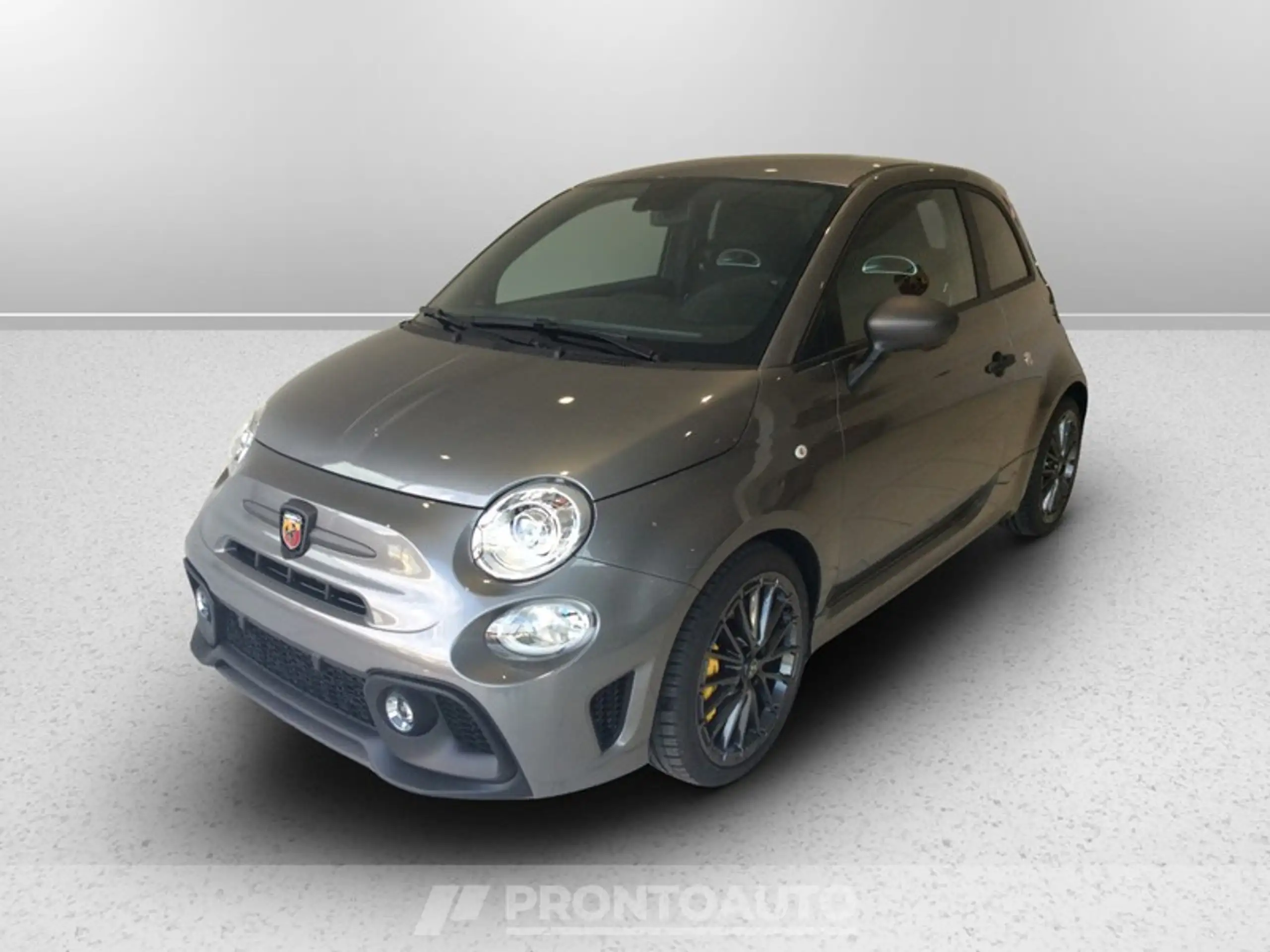 Abarth 695 2024