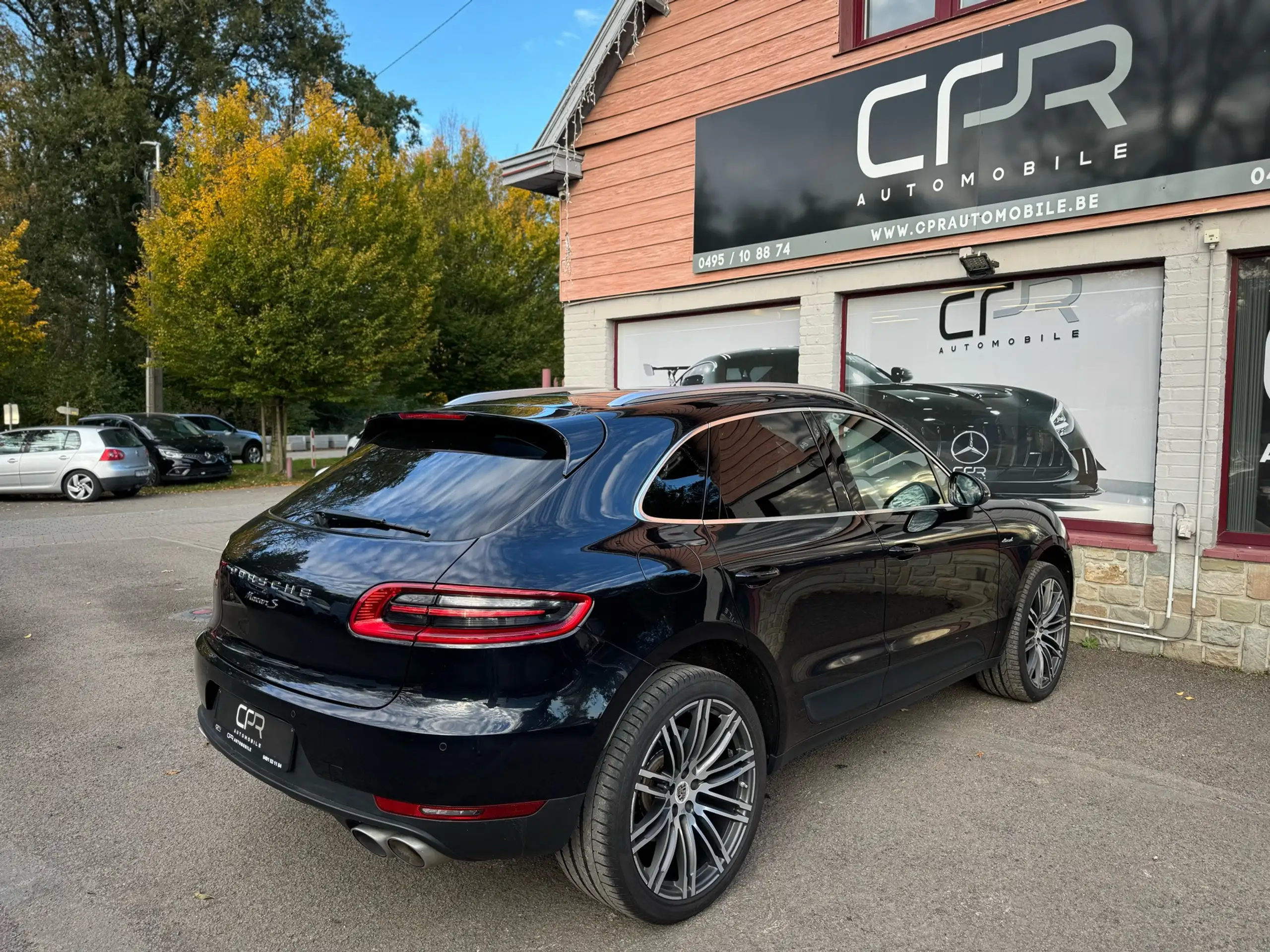 Porsche - Macan