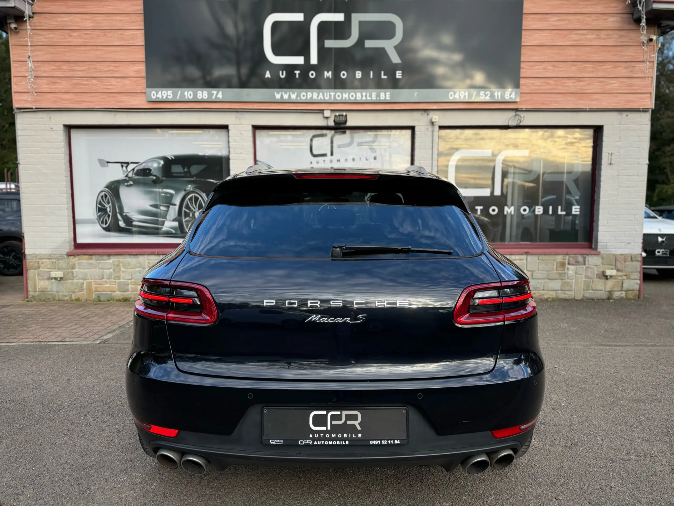 Porsche - Macan