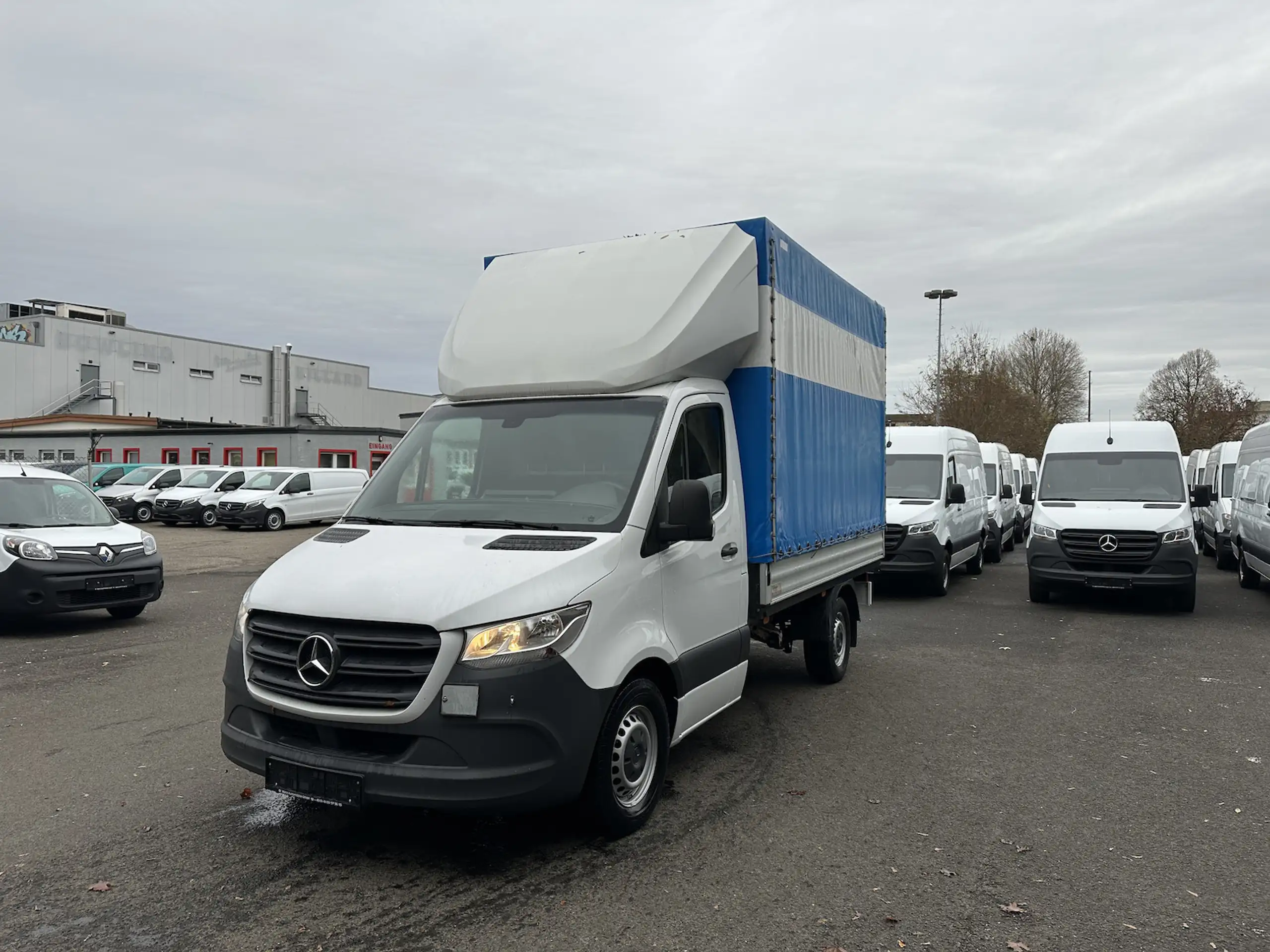 Mercedes-Benz - Sprinter