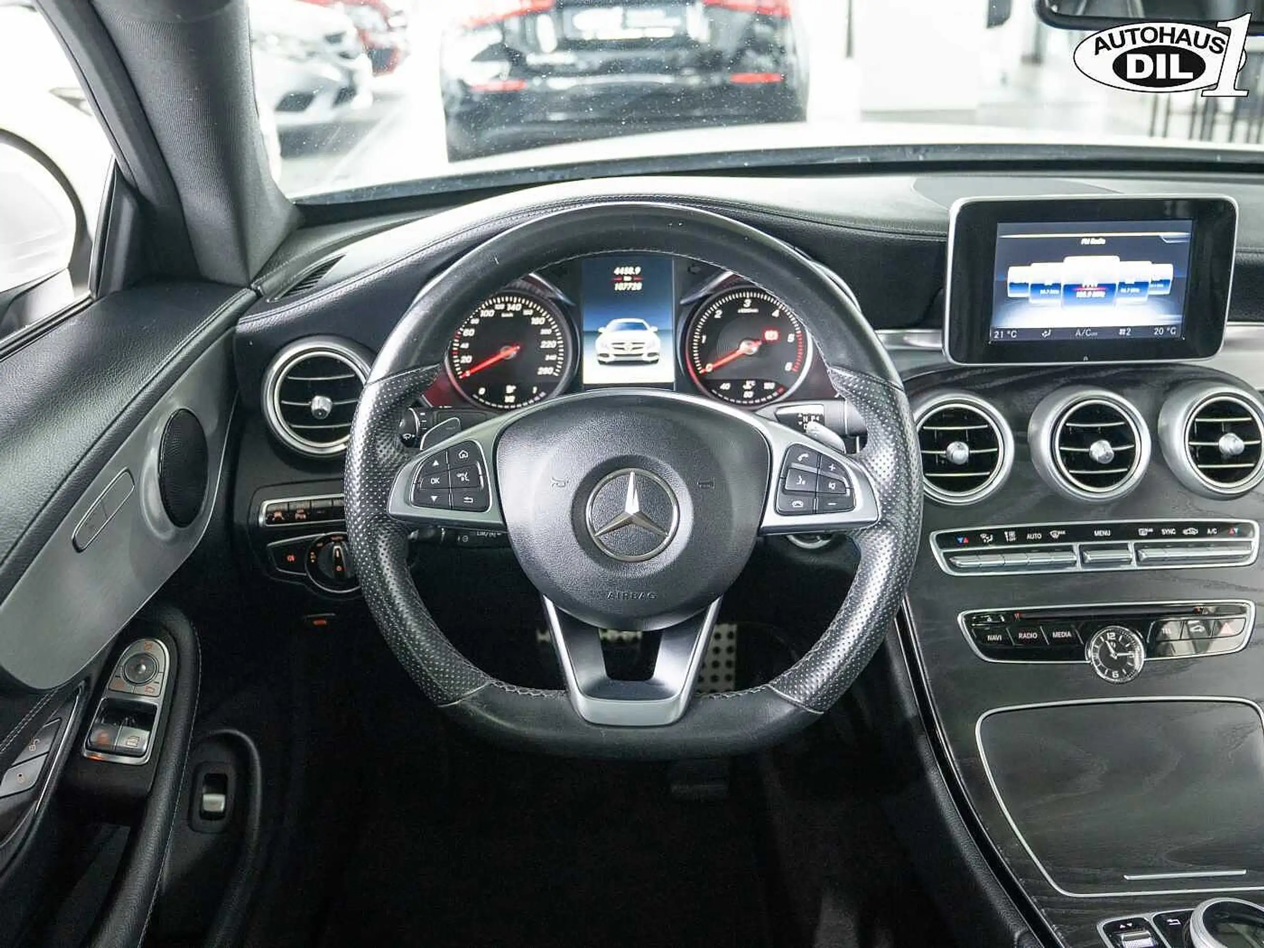 Mercedes-Benz - C 220