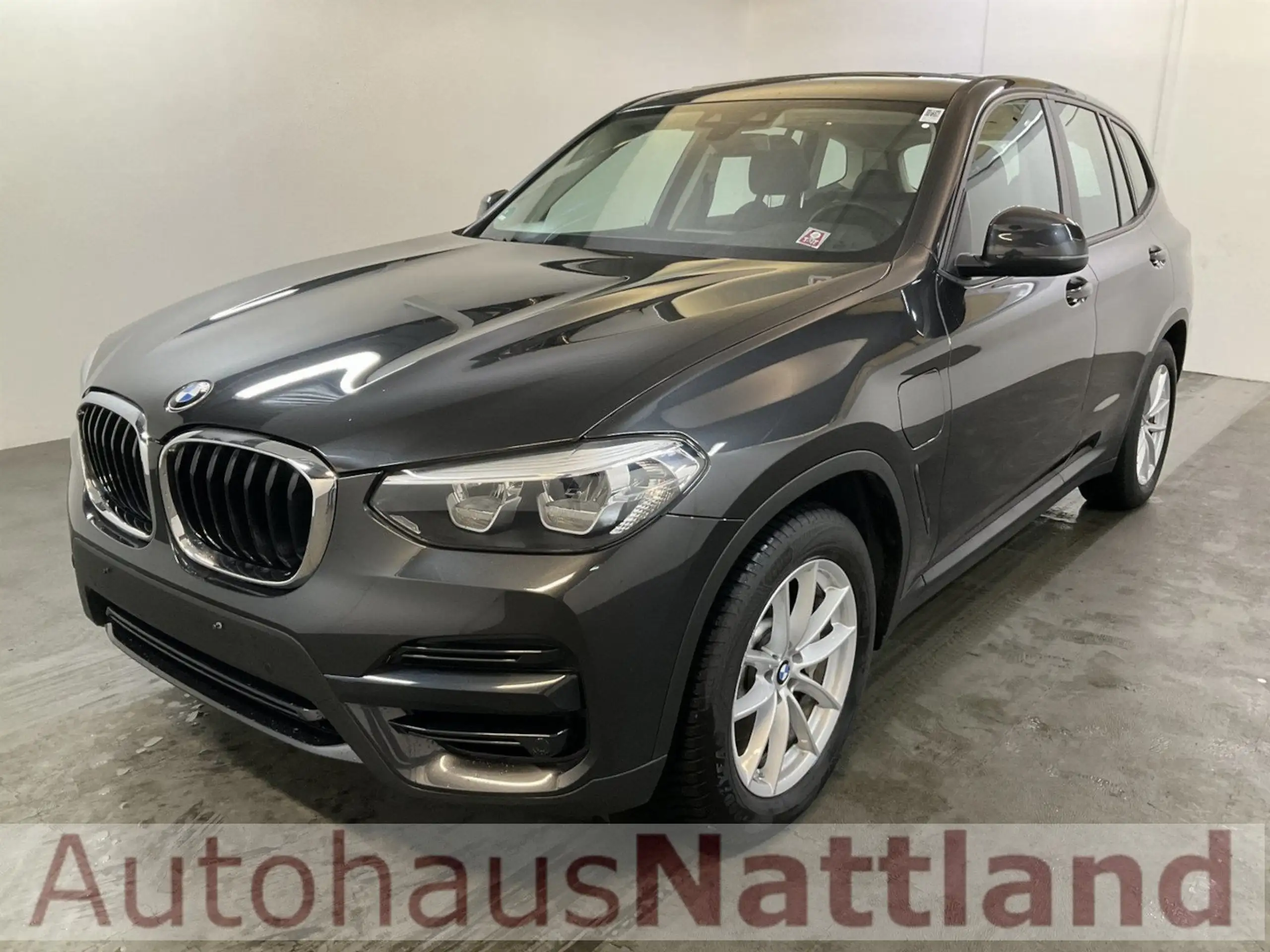 BMW - X3