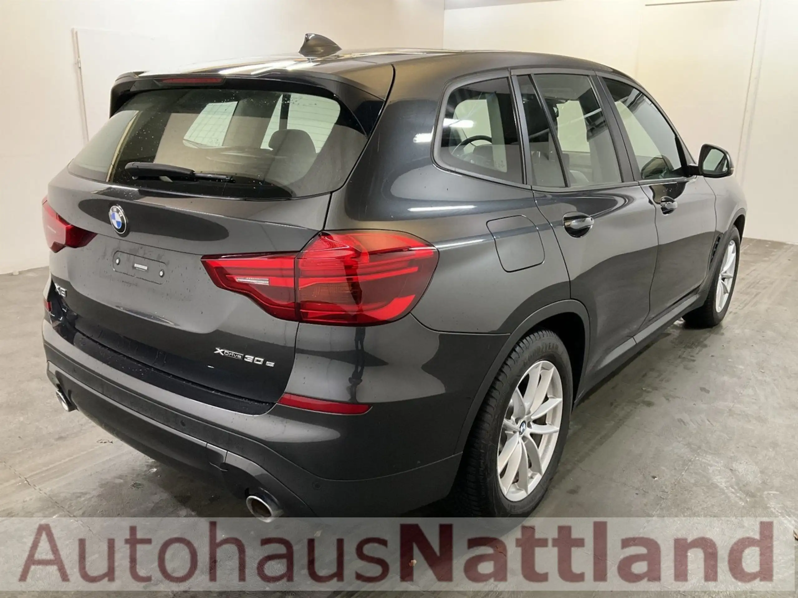 BMW - X3