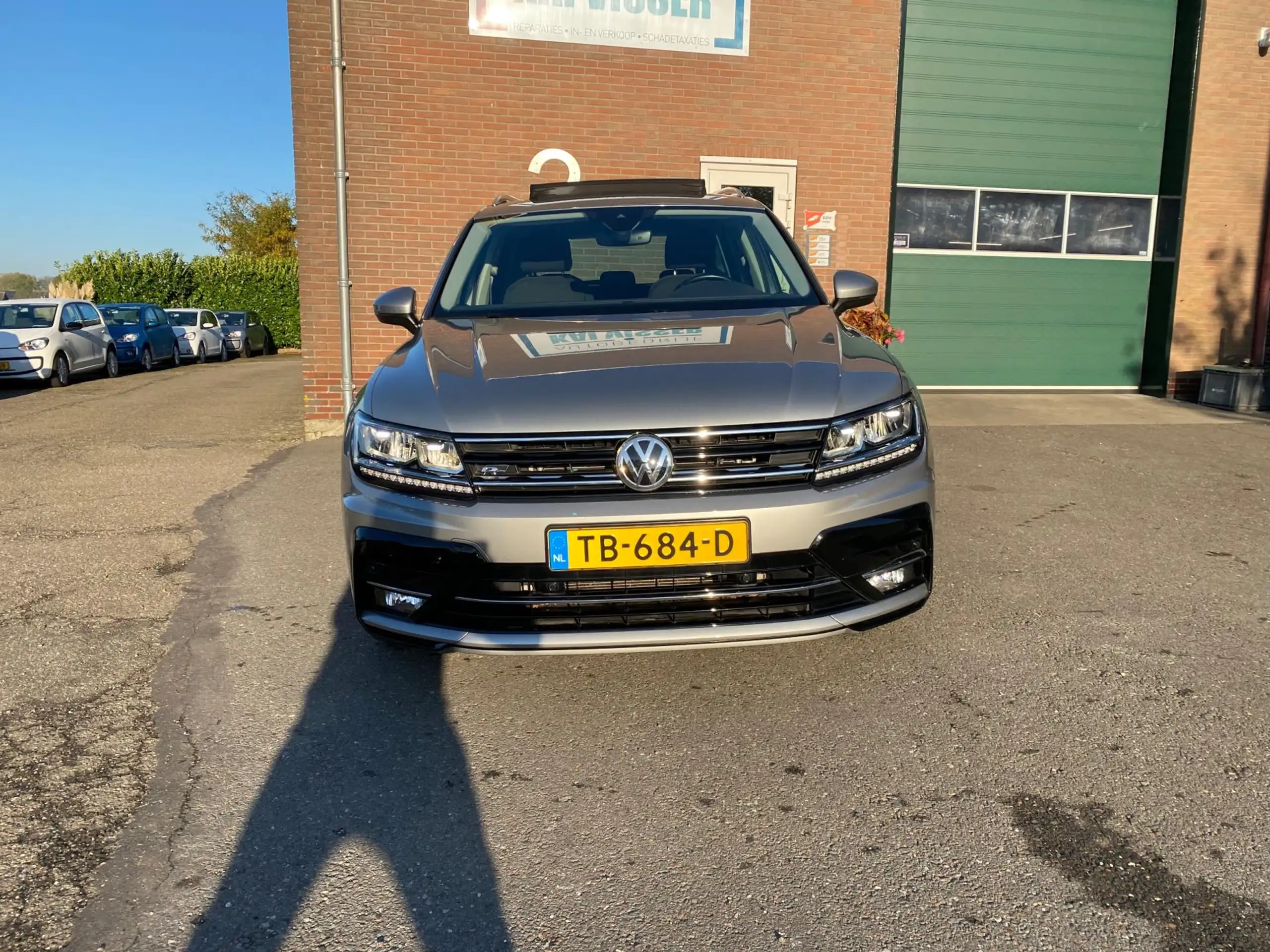 Volkswagen - Tiguan