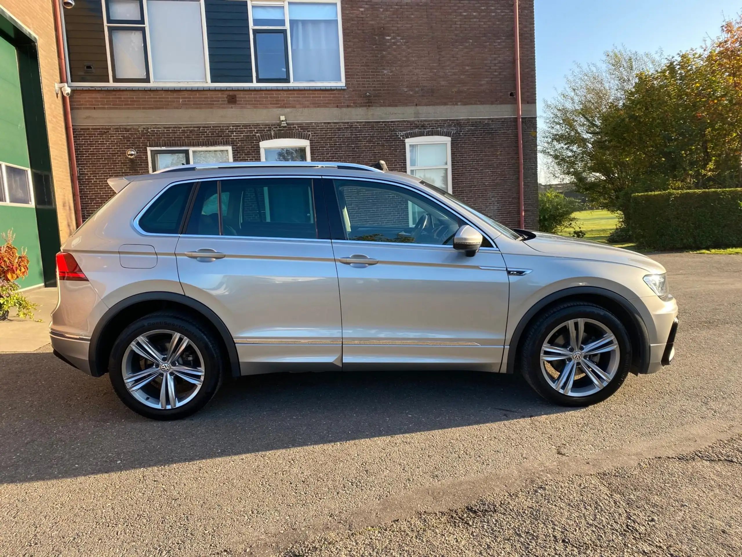 Volkswagen - Tiguan