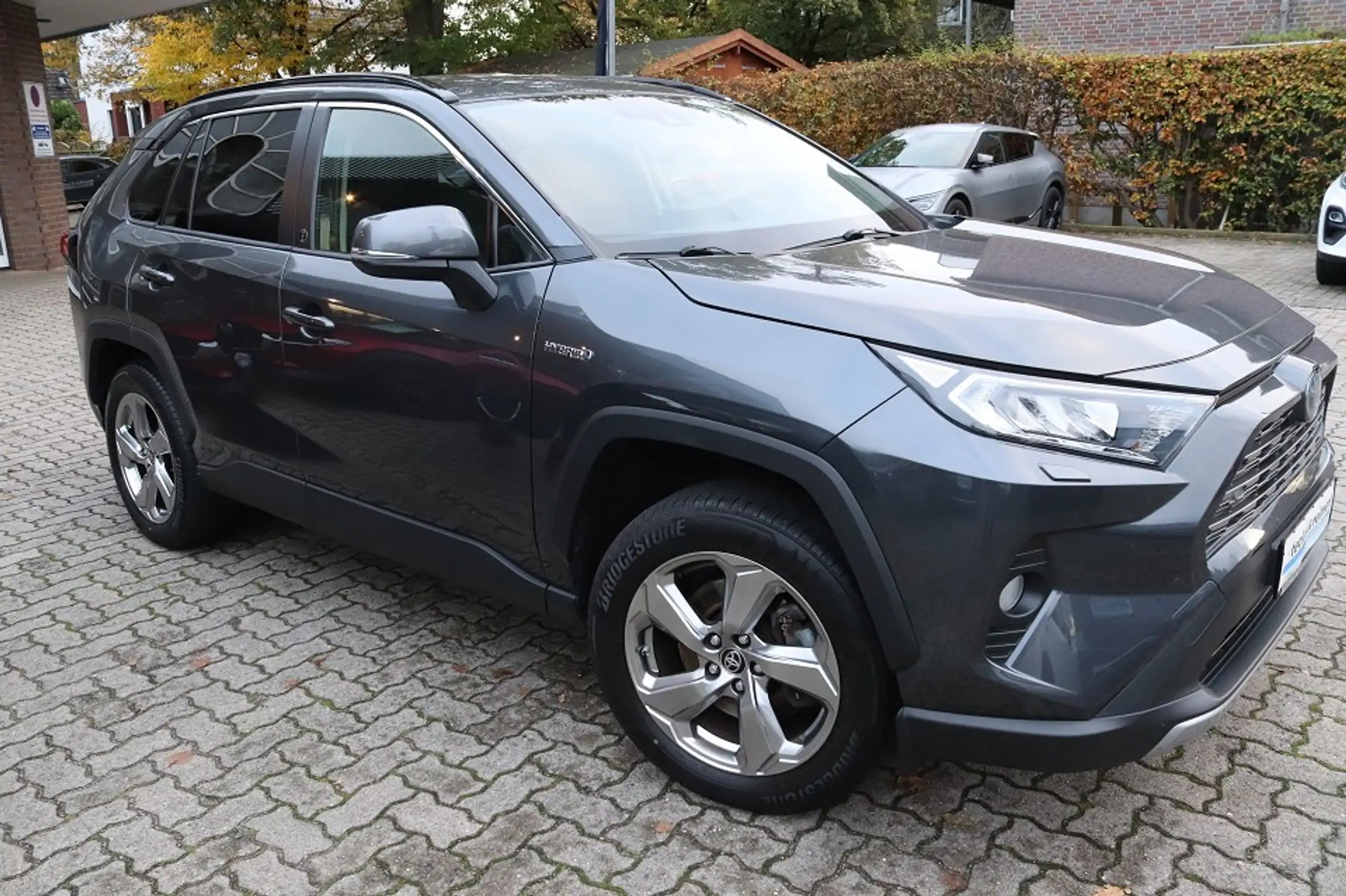 Toyota - RAV 4