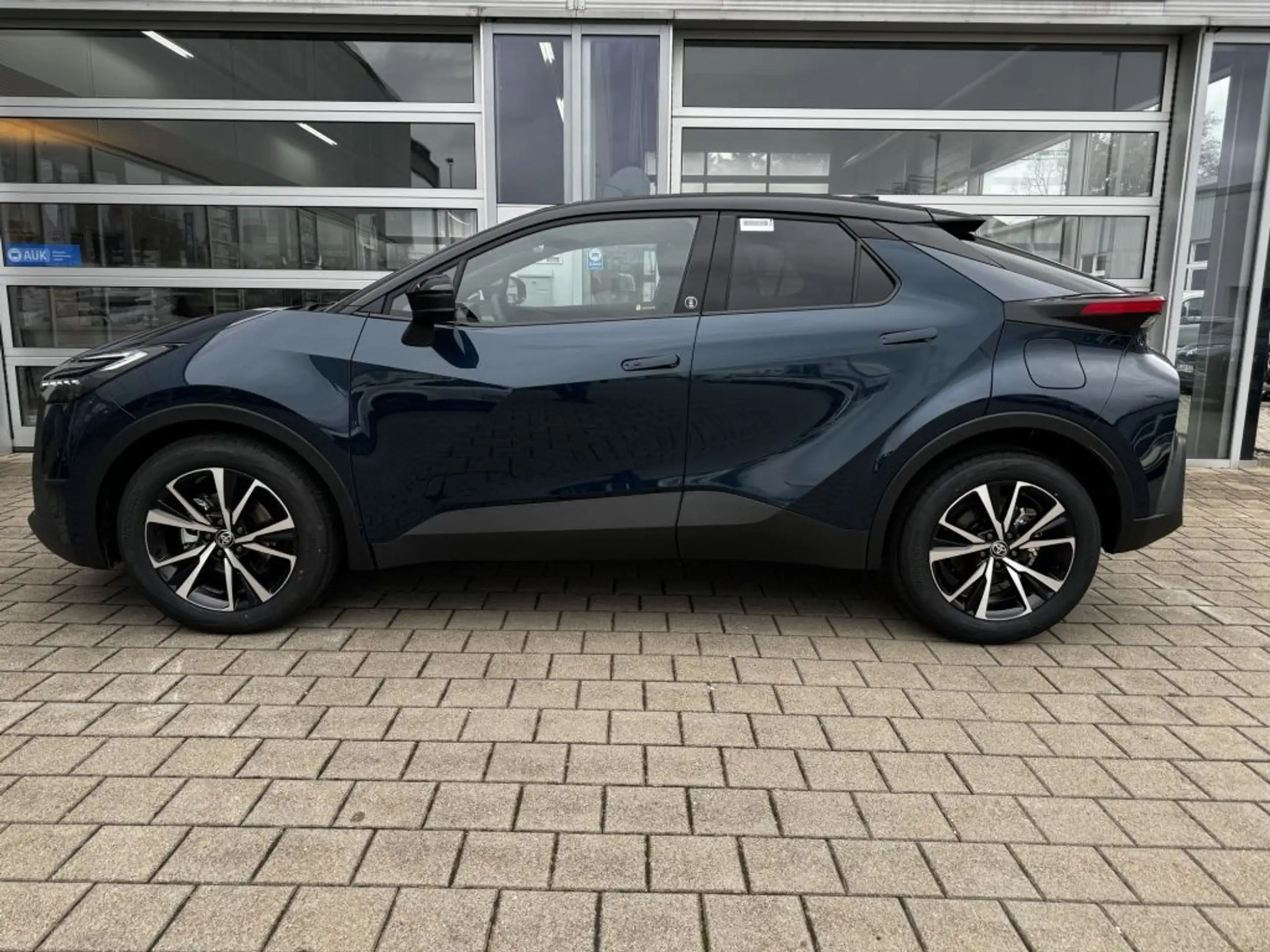 Toyota - C-HR