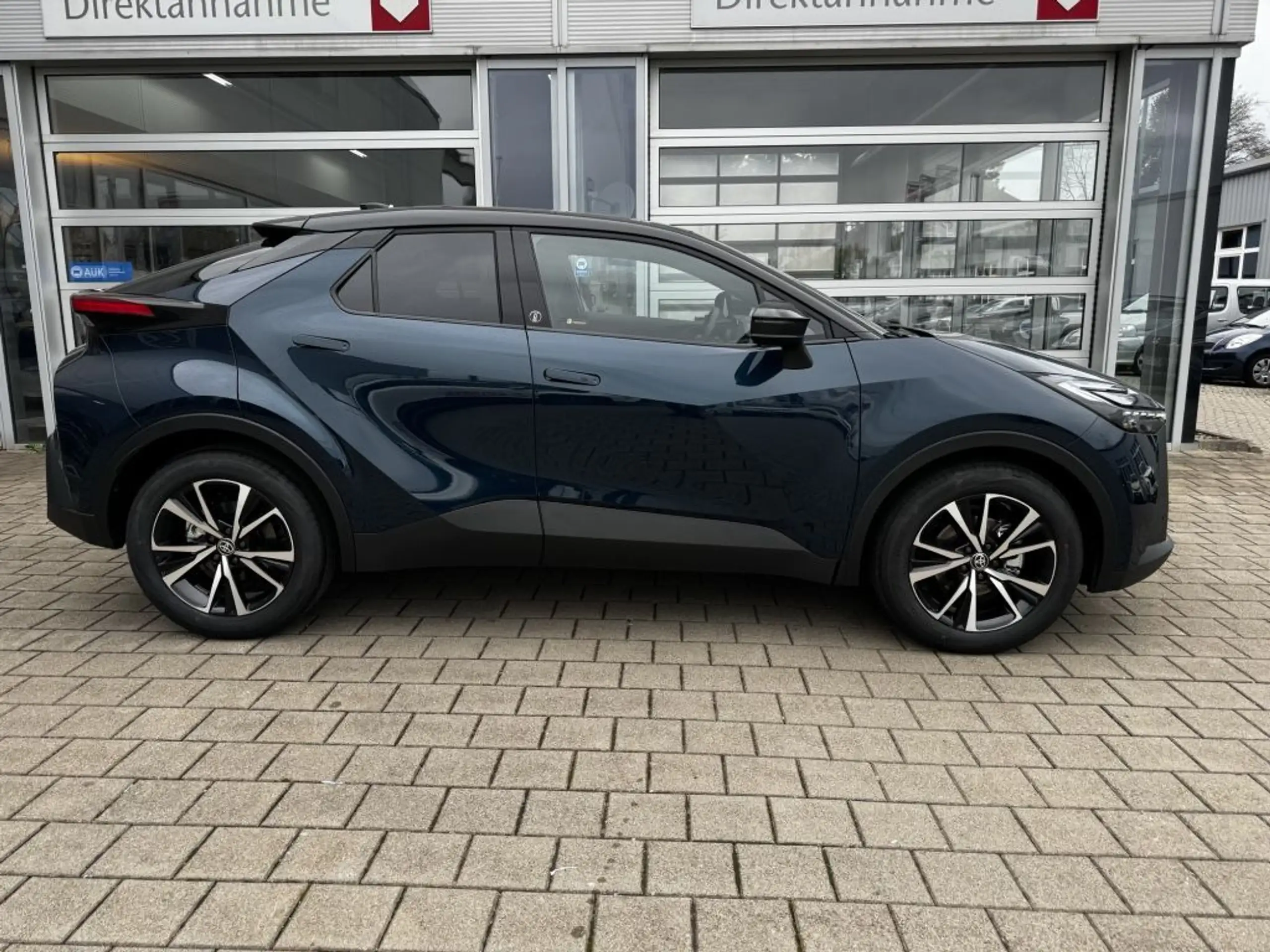 Toyota - C-HR