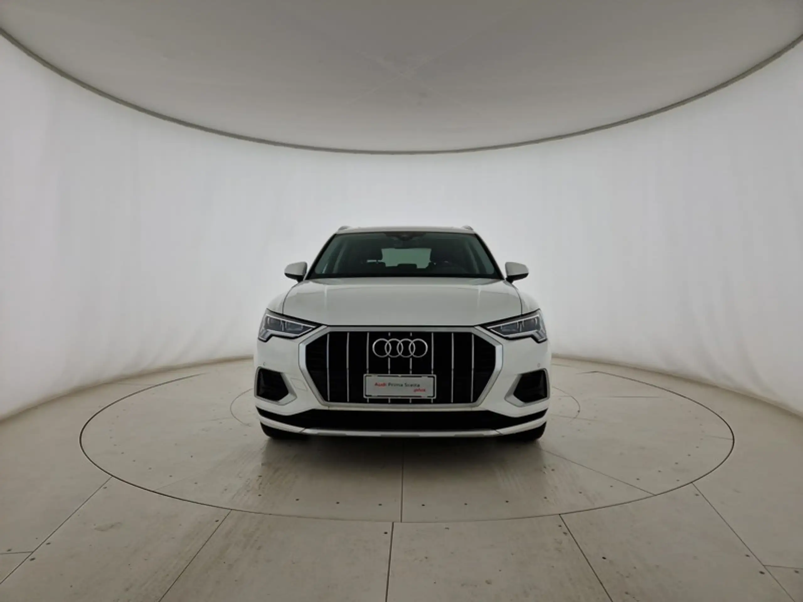 Audi - Q3