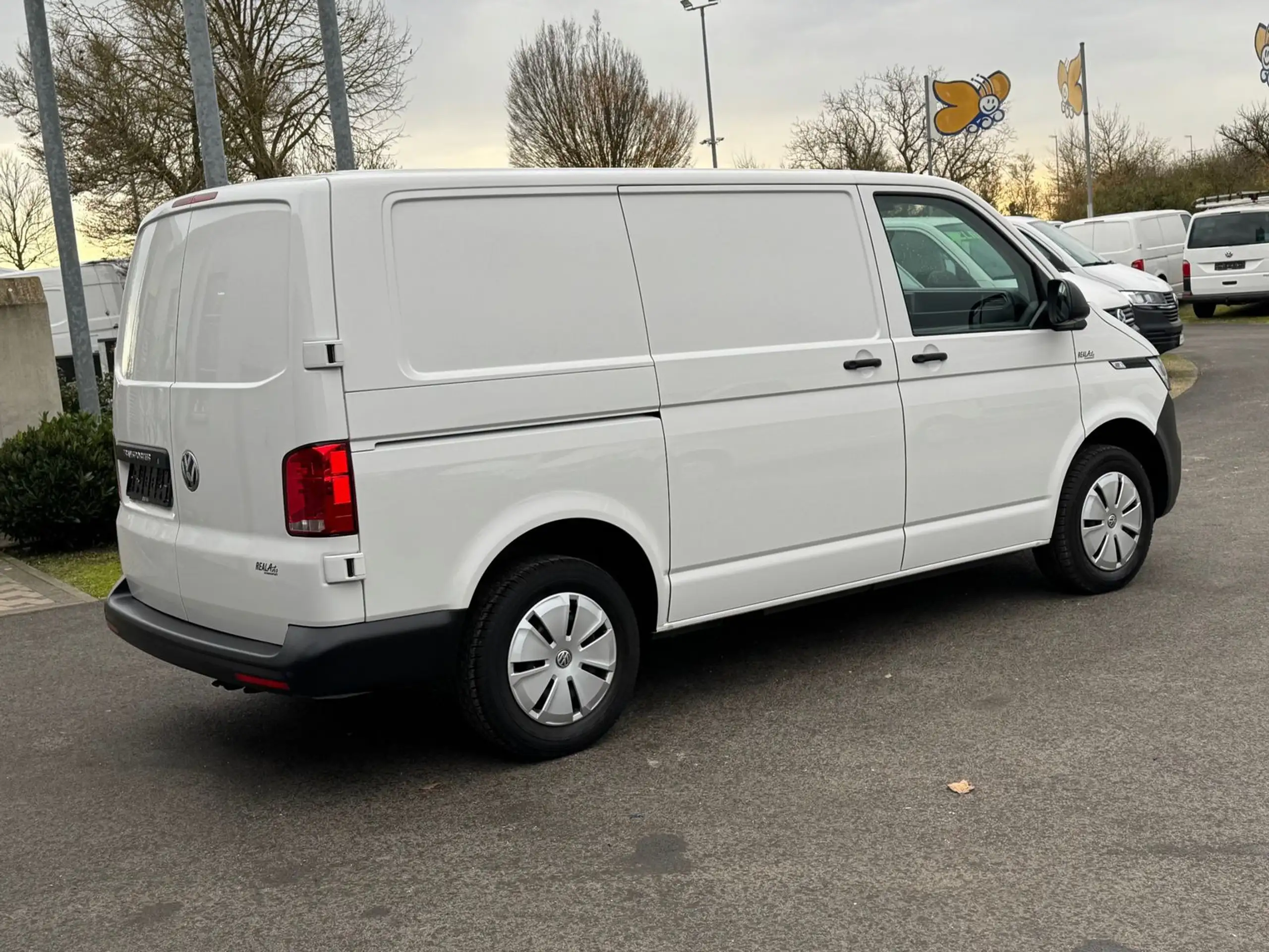 Volkswagen - T6 Transporter