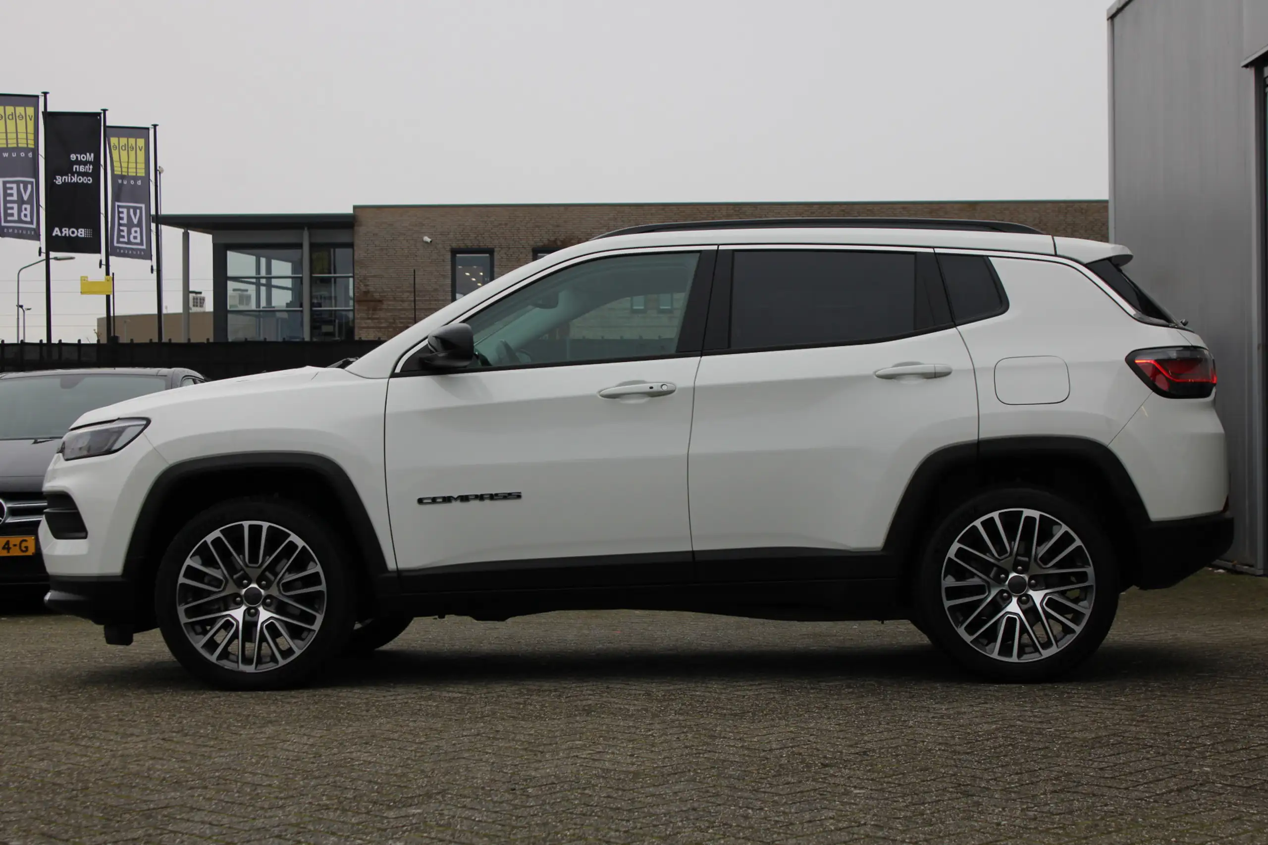 Jeep - Compass