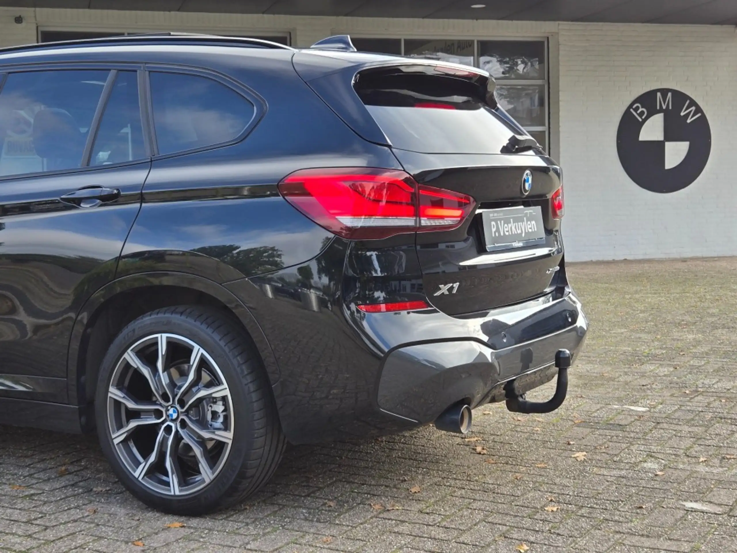 BMW - X1