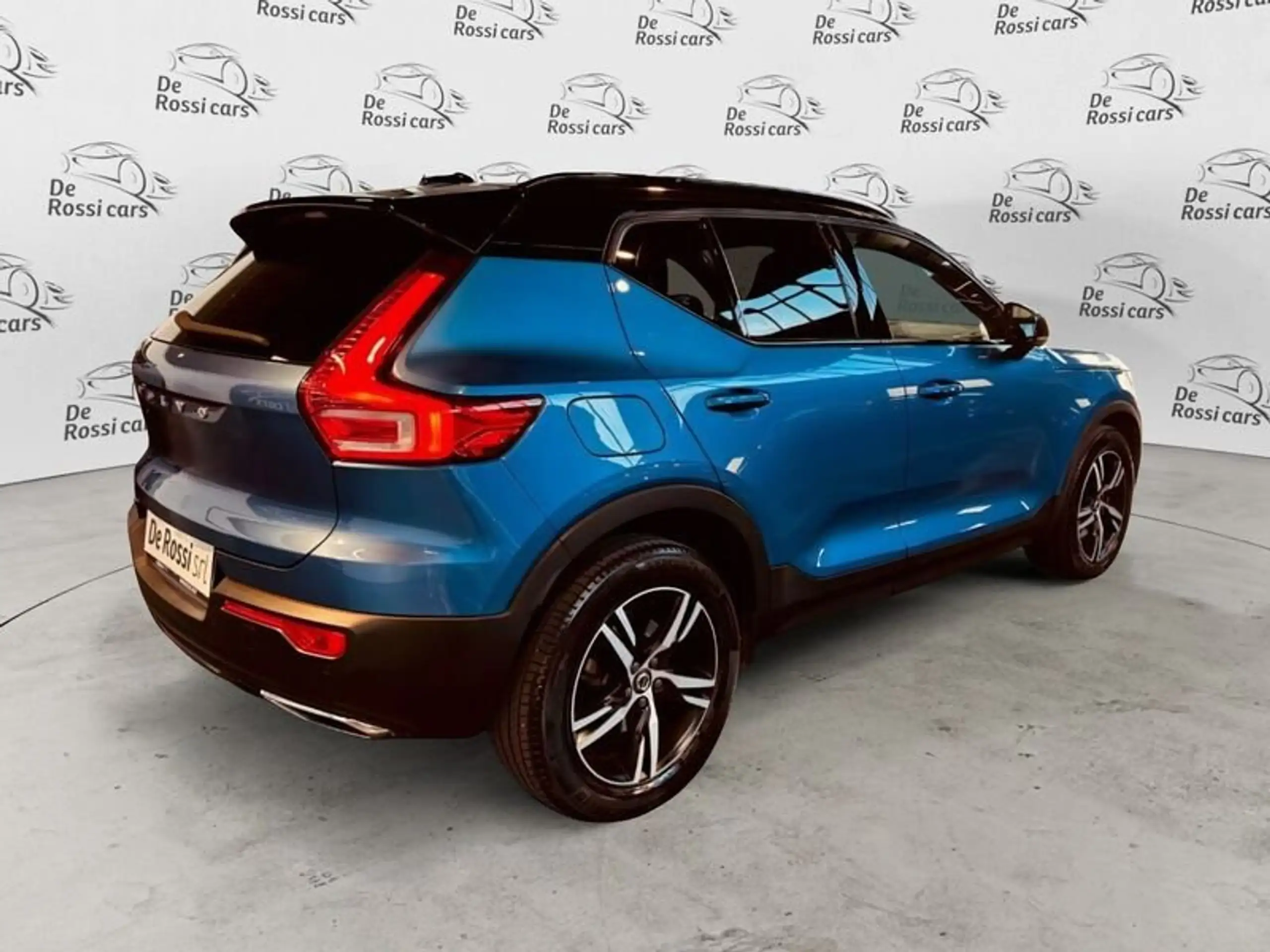 Volvo - XC40