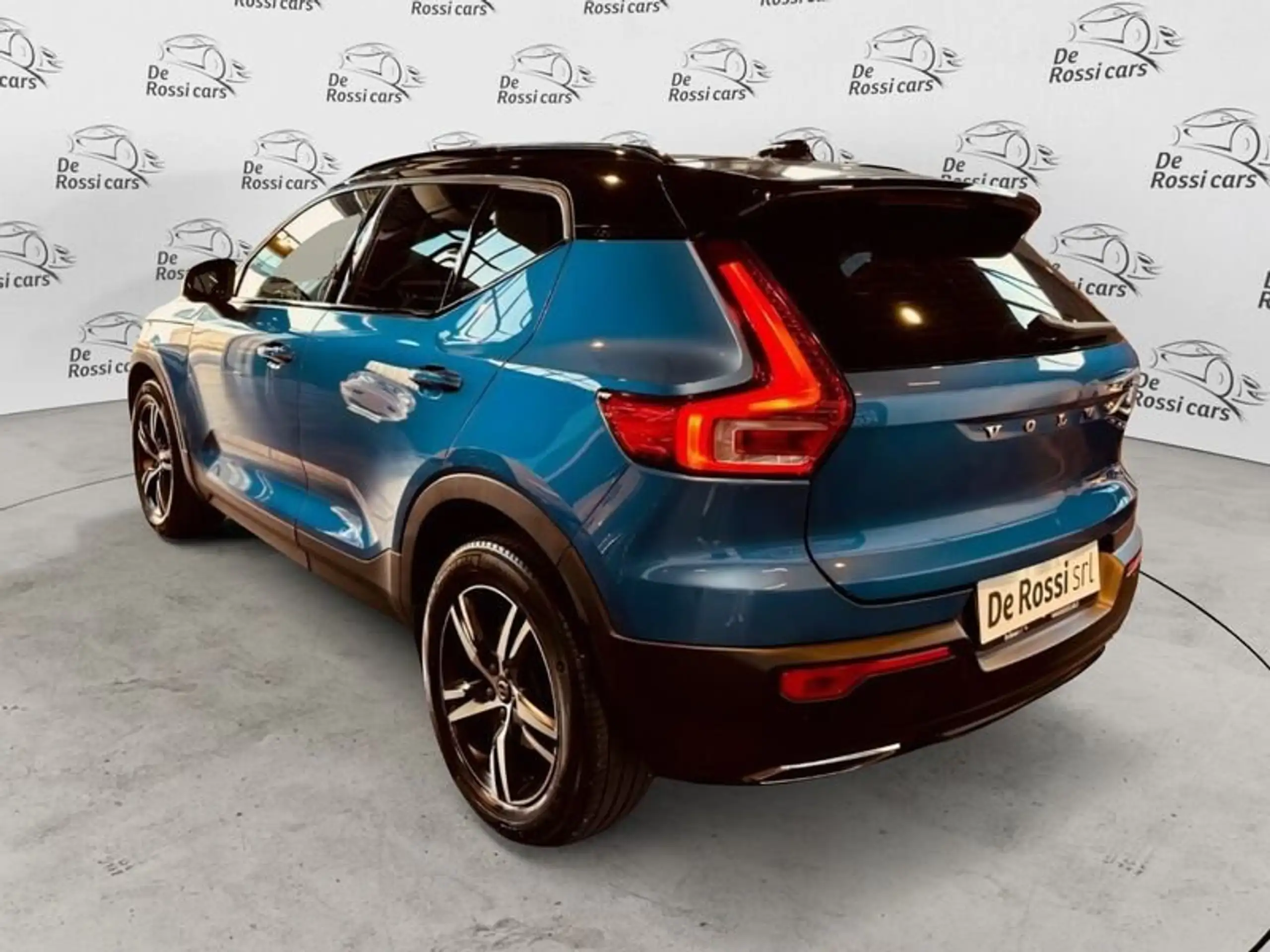 Volvo - XC40