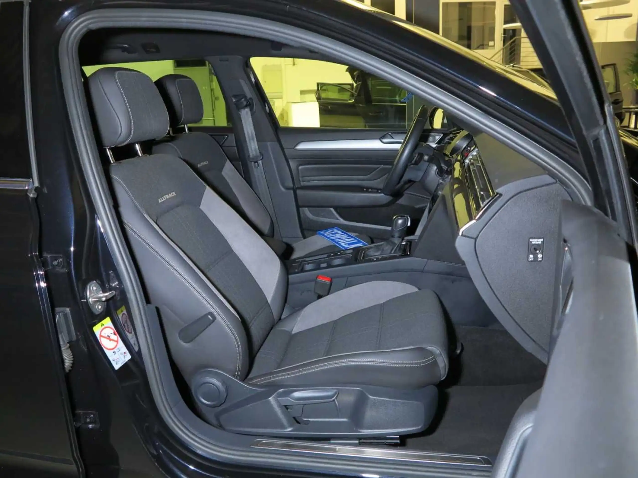 Volkswagen - Passat Alltrack