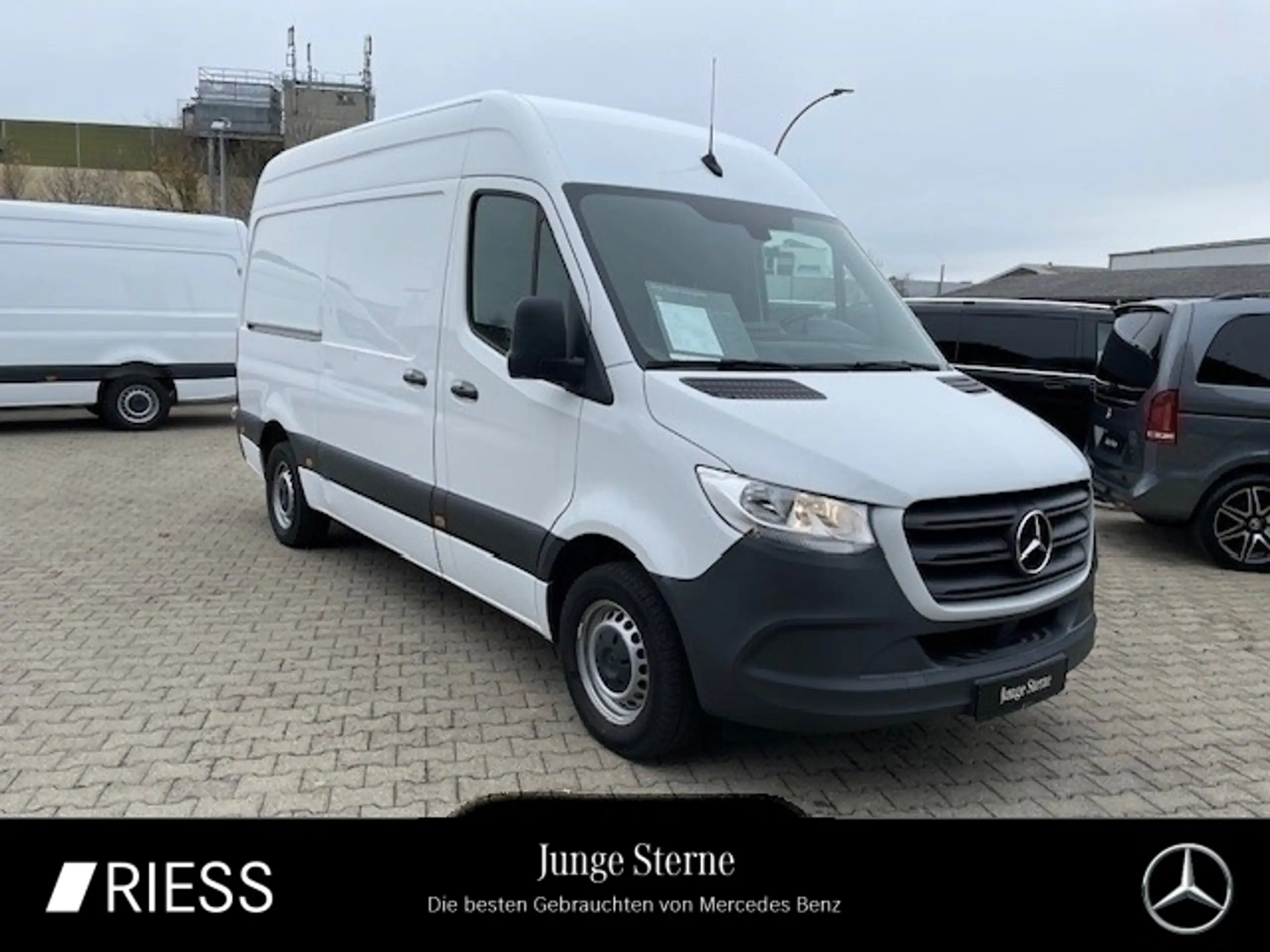 Mercedes-Benz - Sprinter