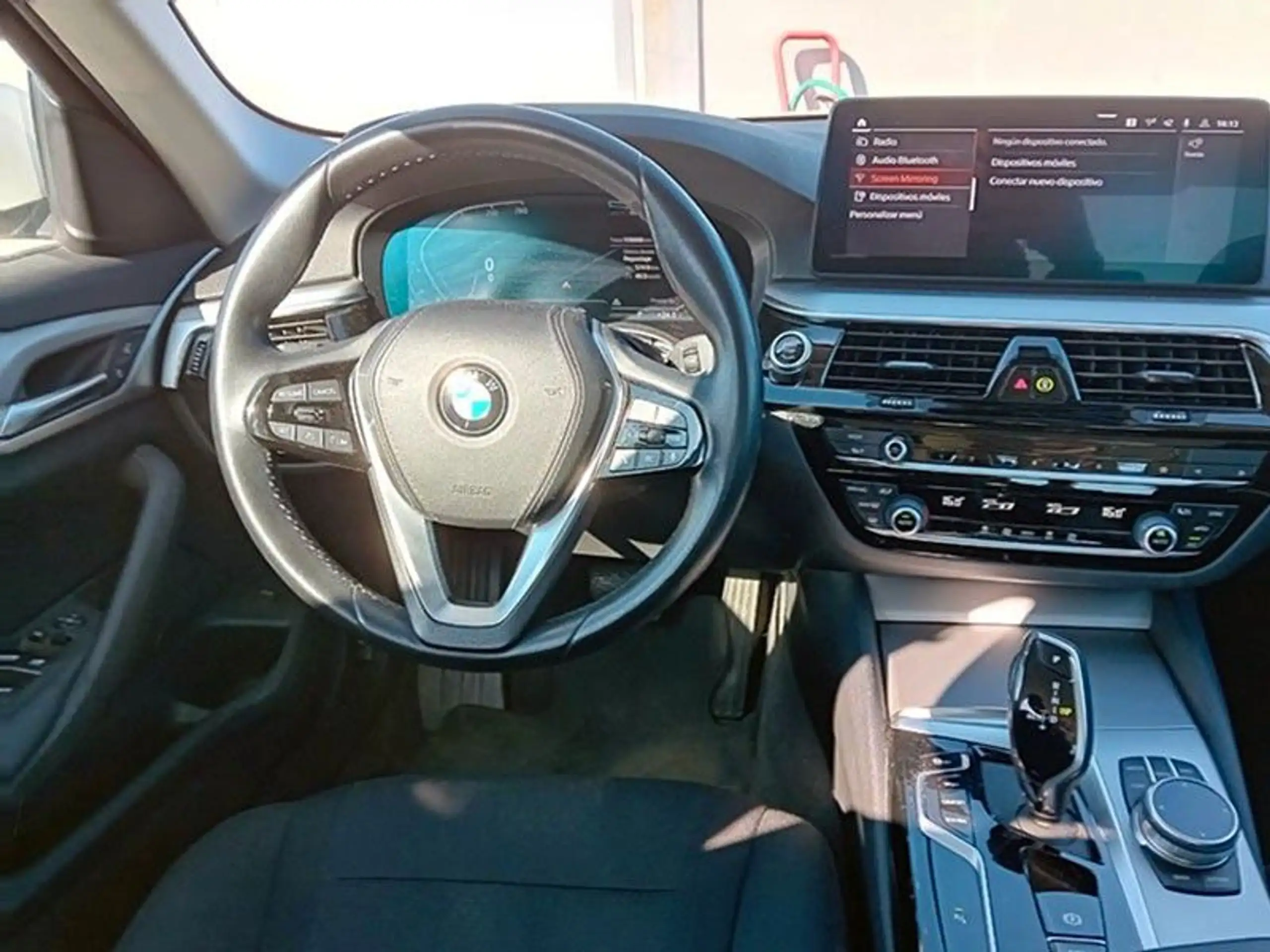 BMW - 520