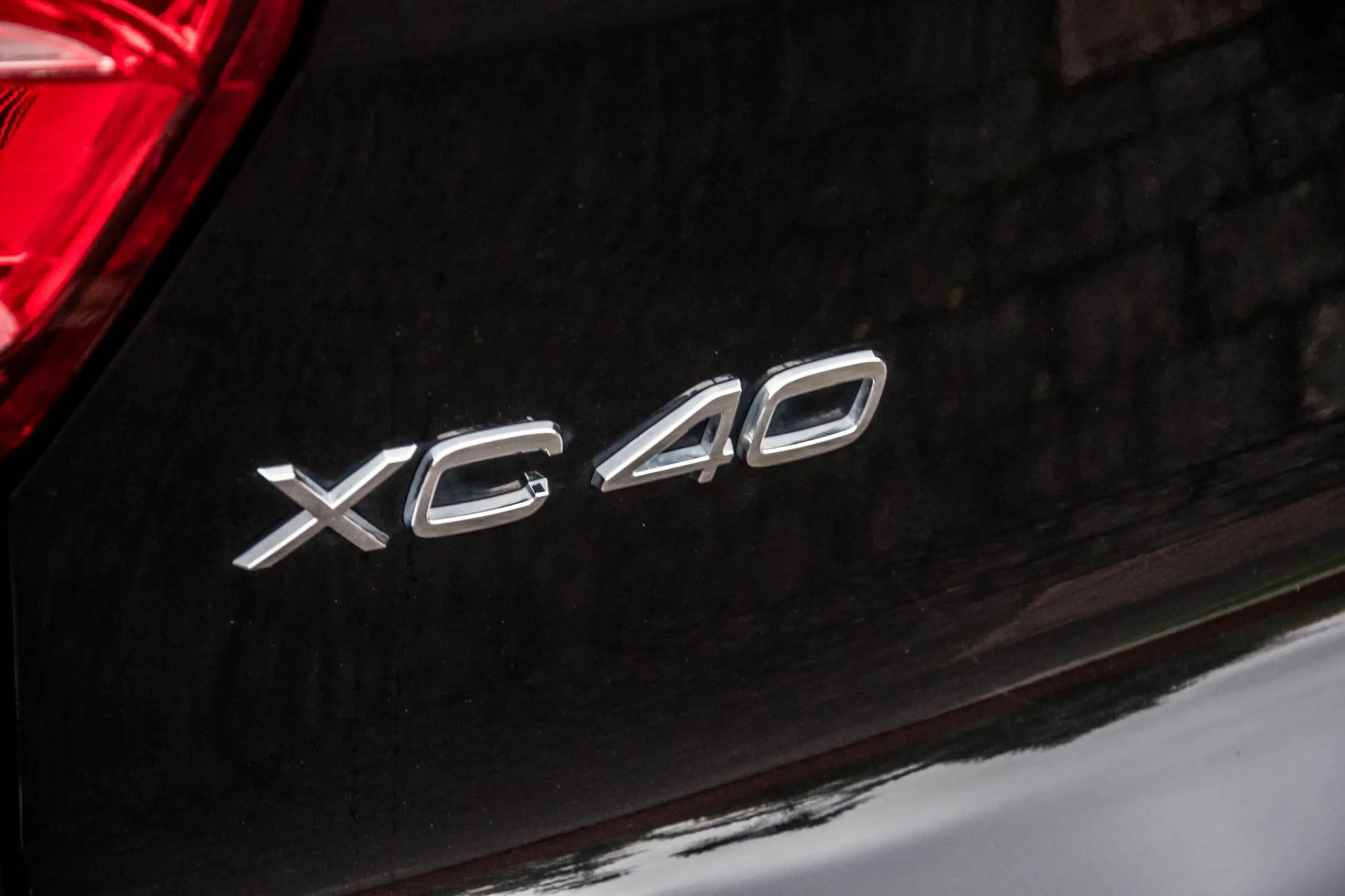 Volvo - XC40