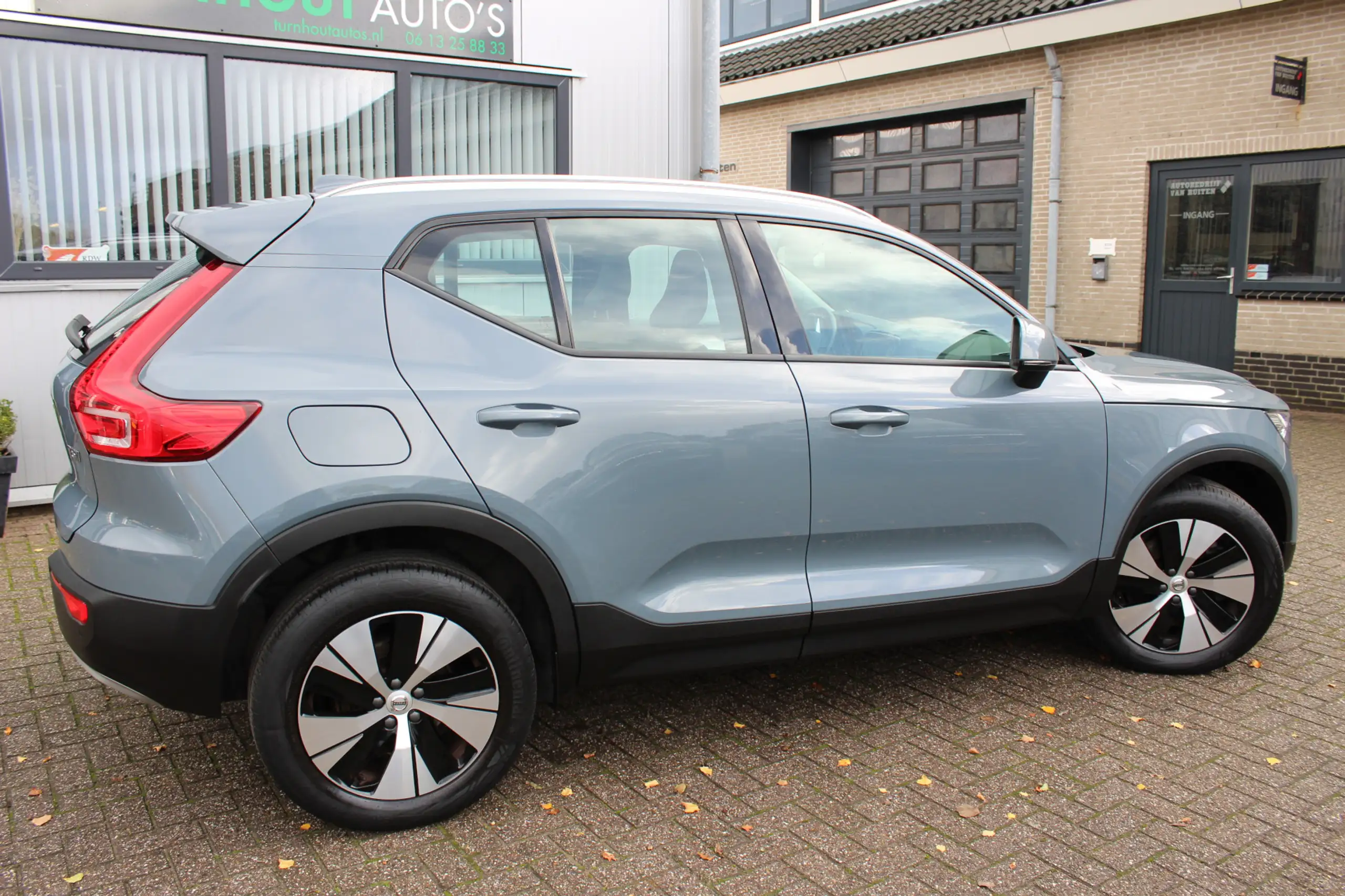 Volvo - XC40