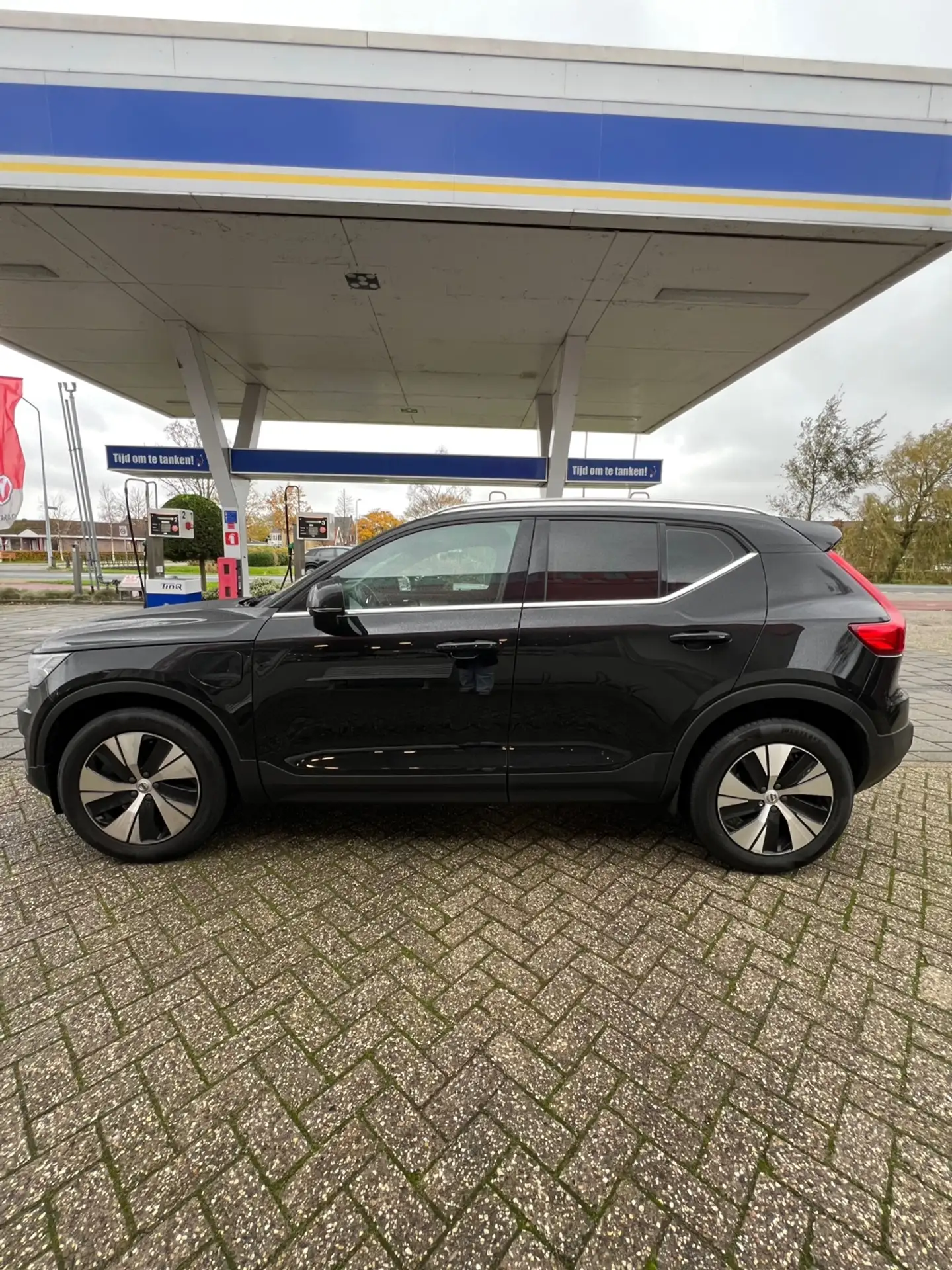 Volvo - XC40