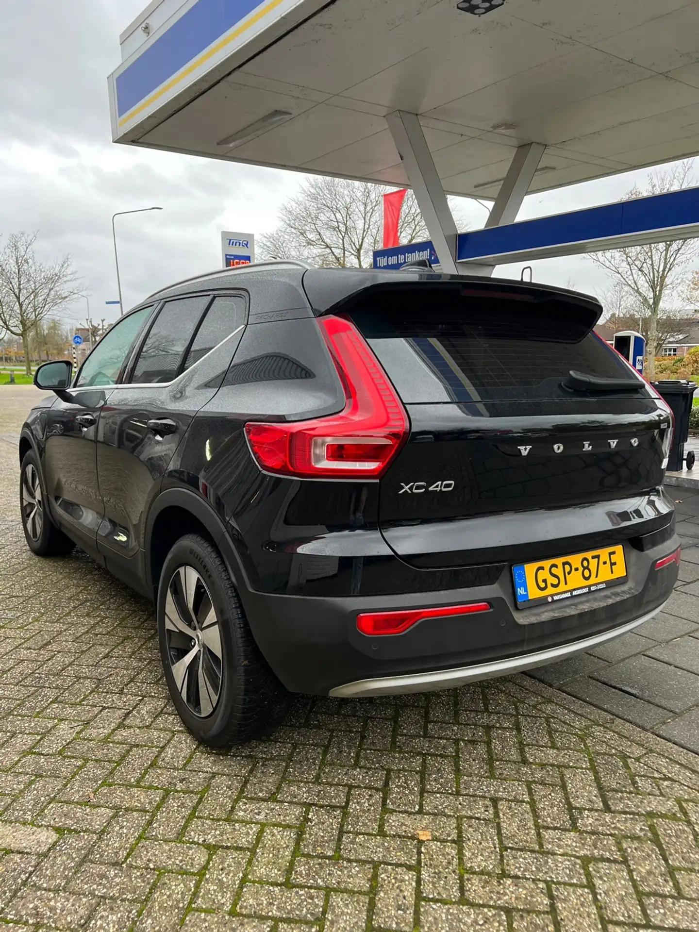 Volvo - XC40