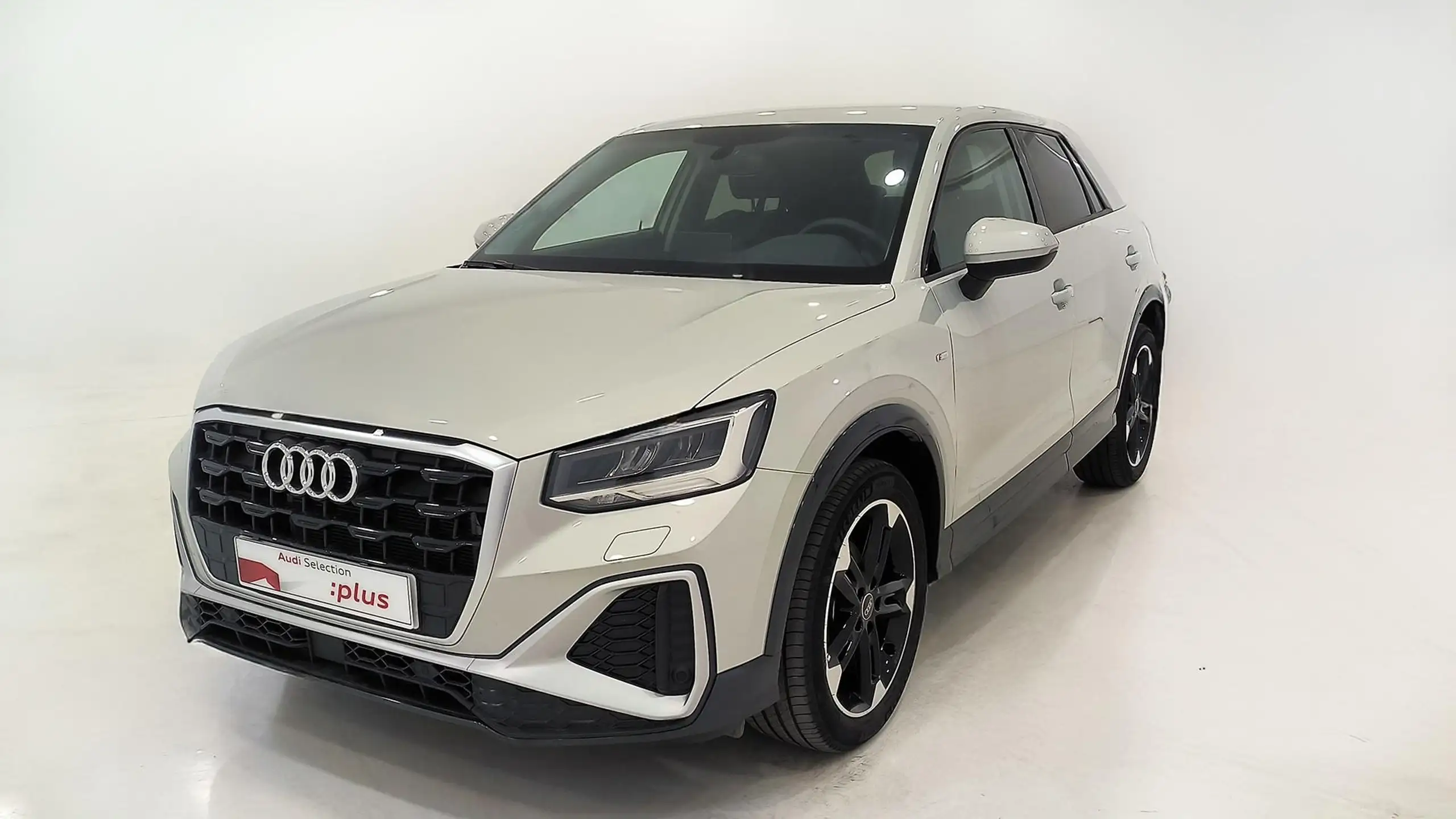 Audi - Q2