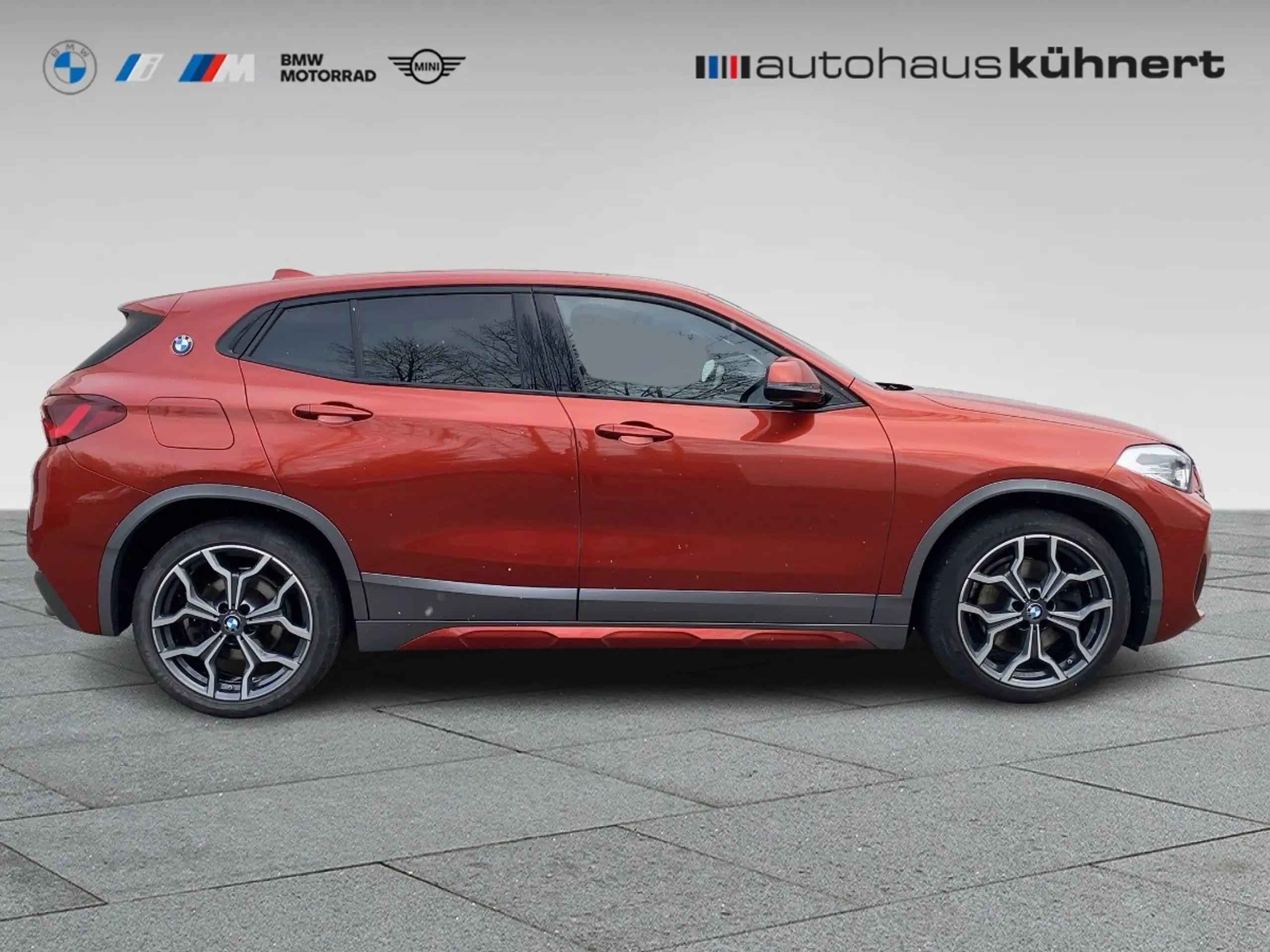 BMW - X2