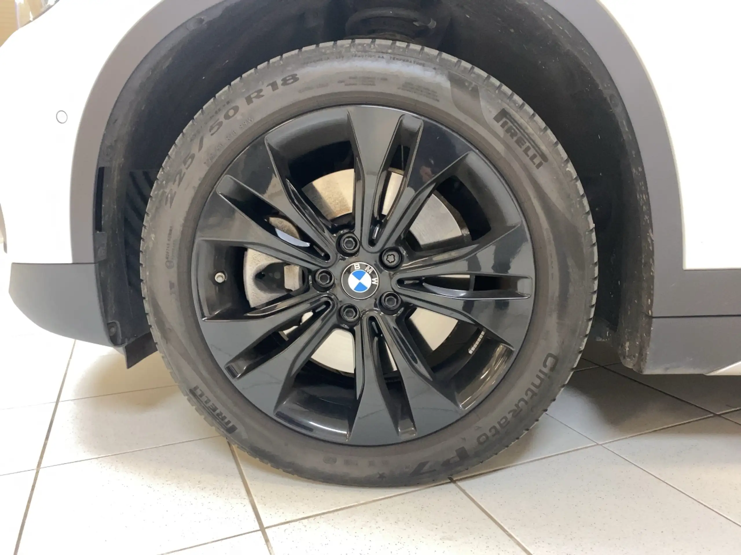 BMW - X1