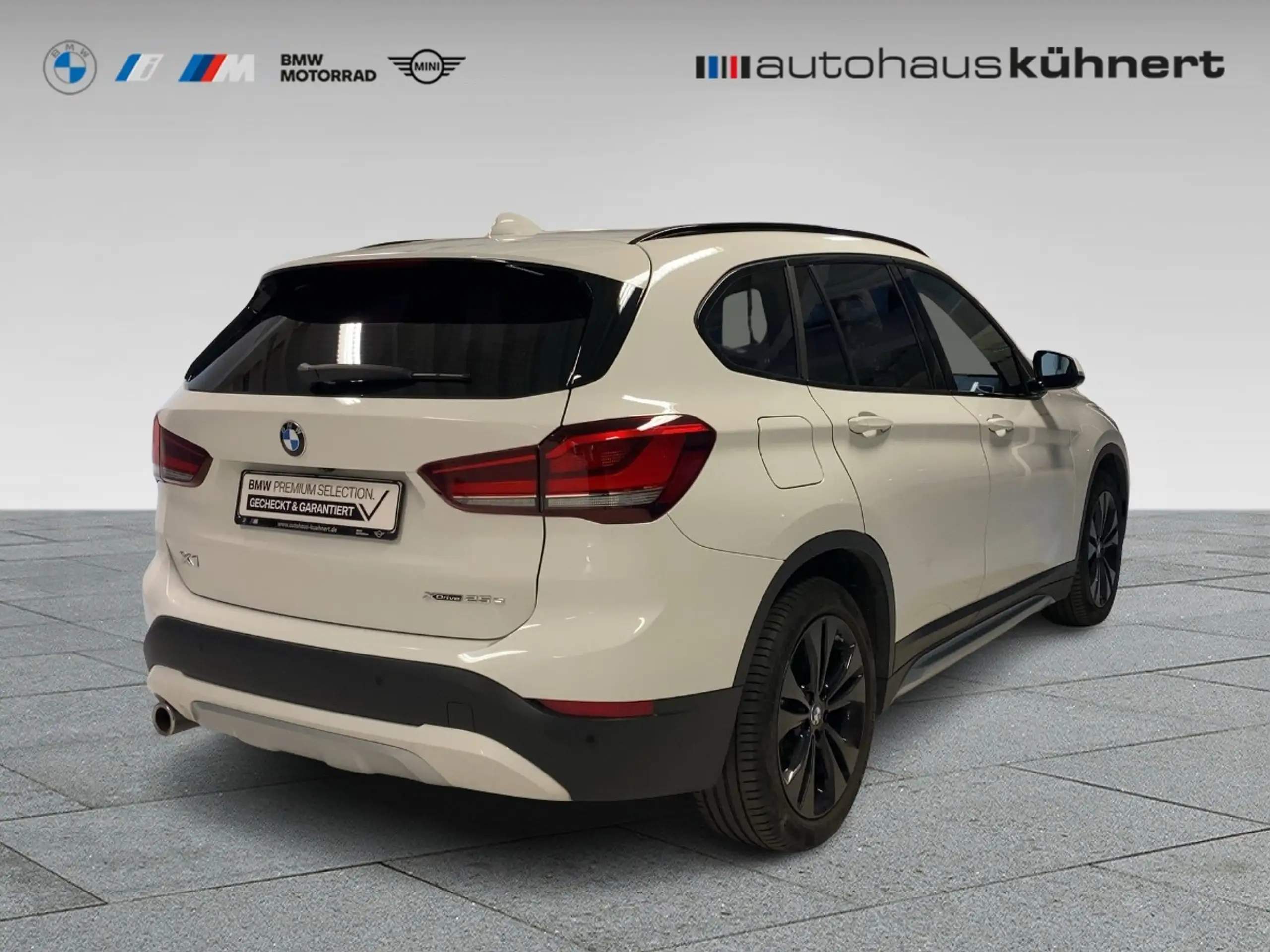 BMW - X1