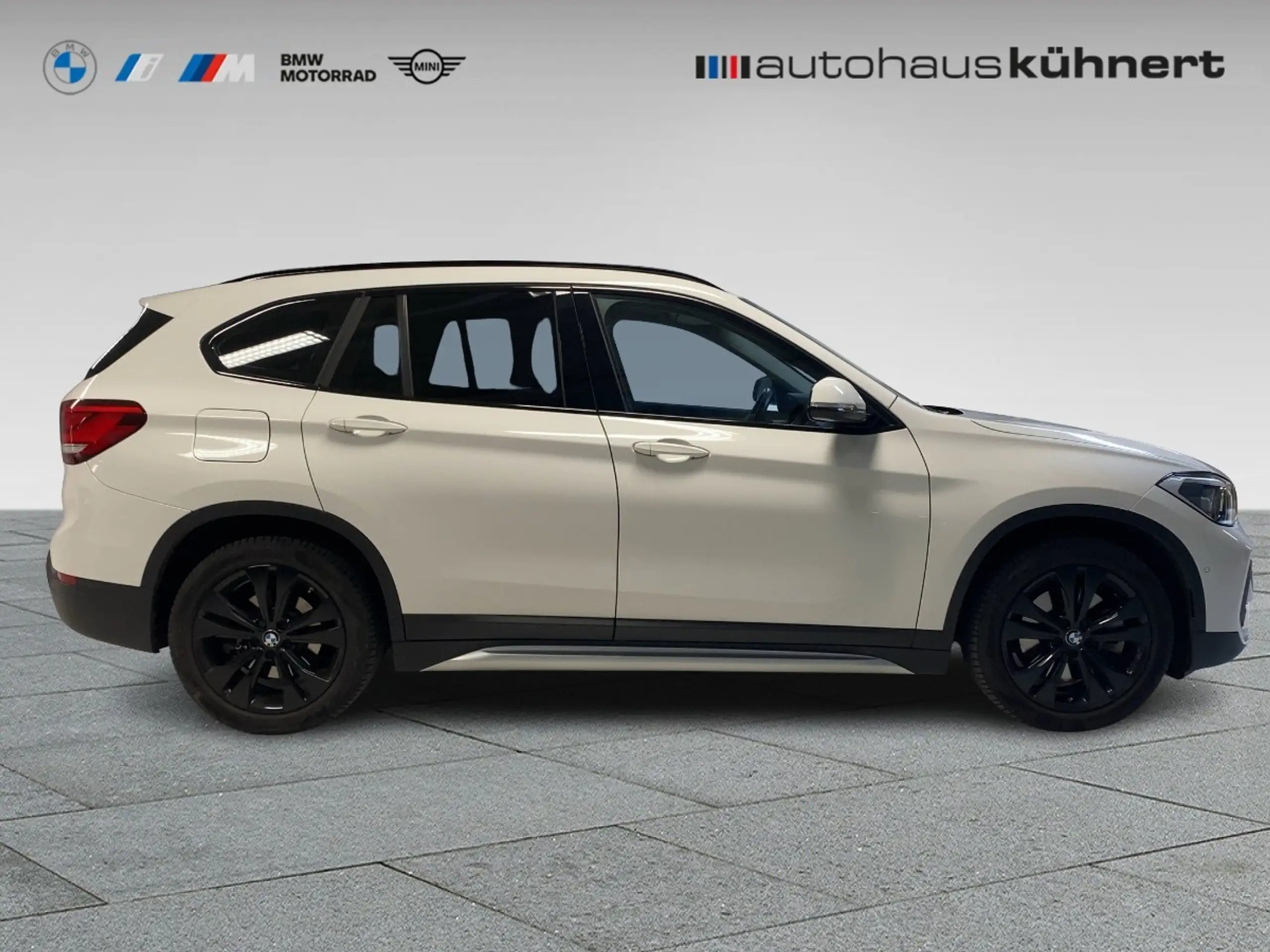 BMW - X1