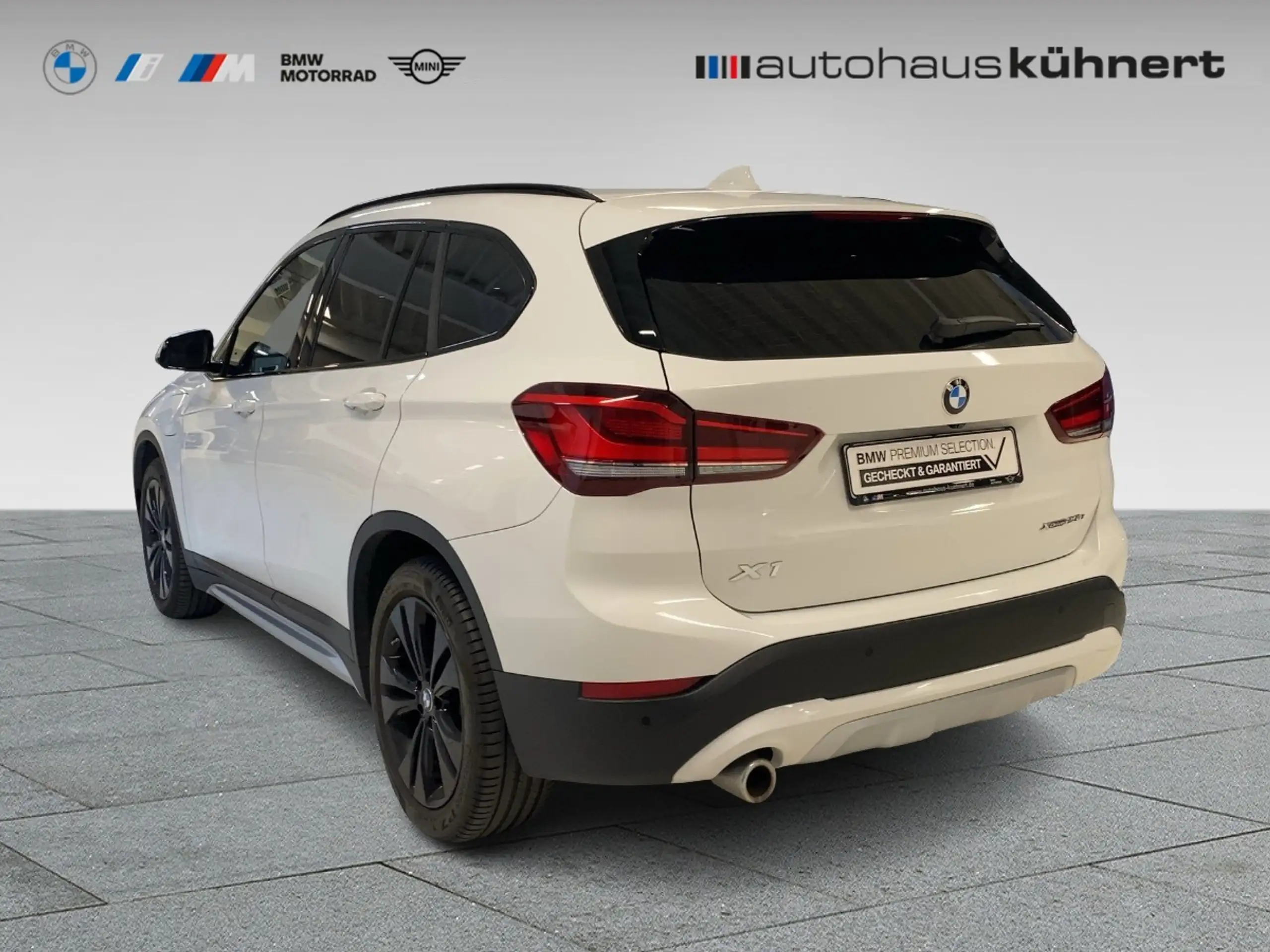 BMW - X1