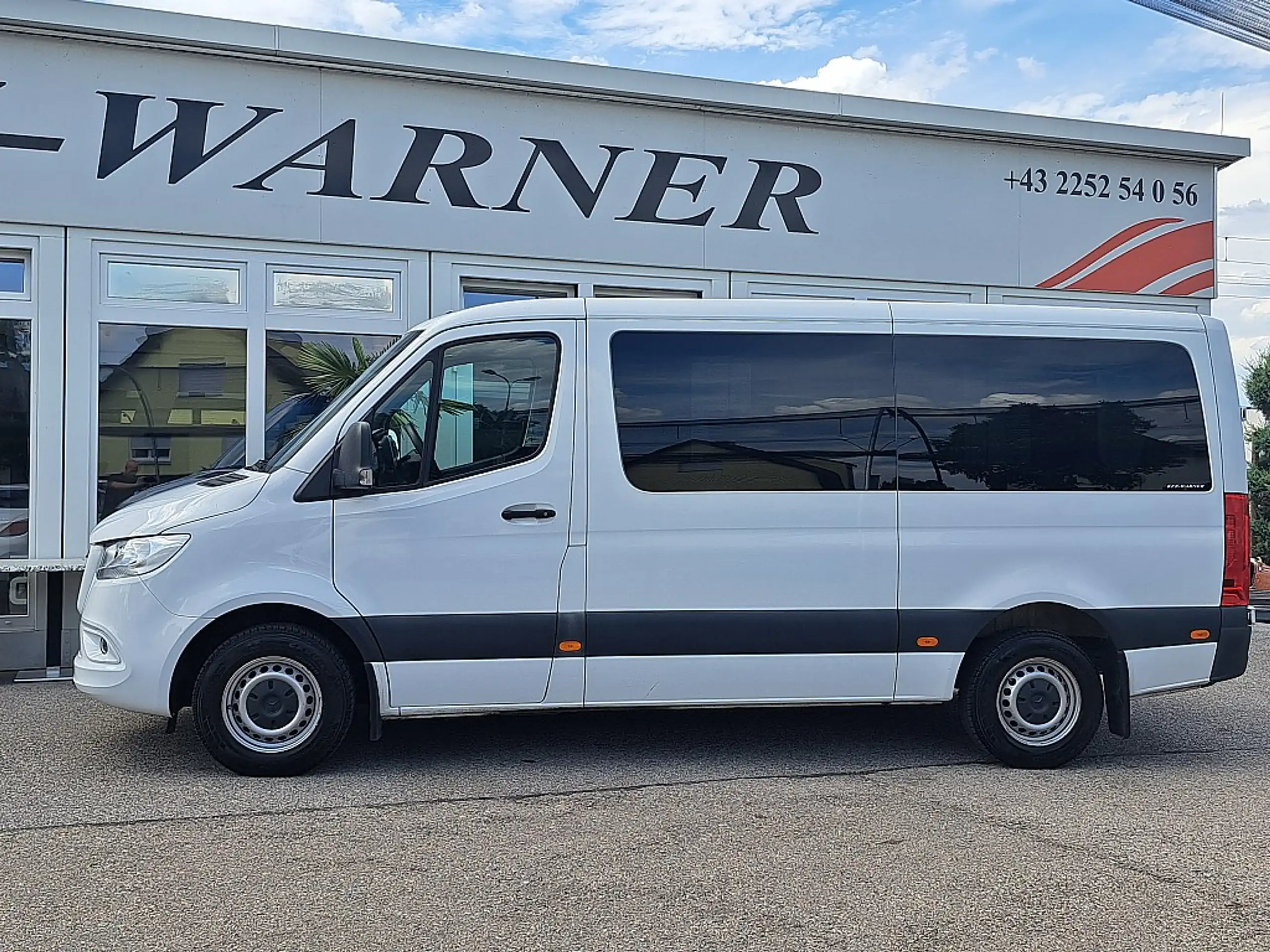 Mercedes-Benz - Sprinter