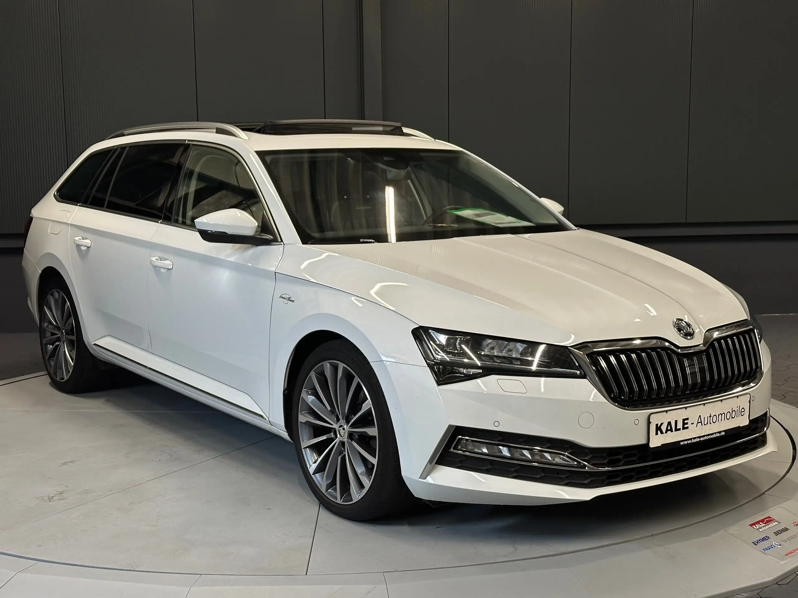 Skoda - Superb