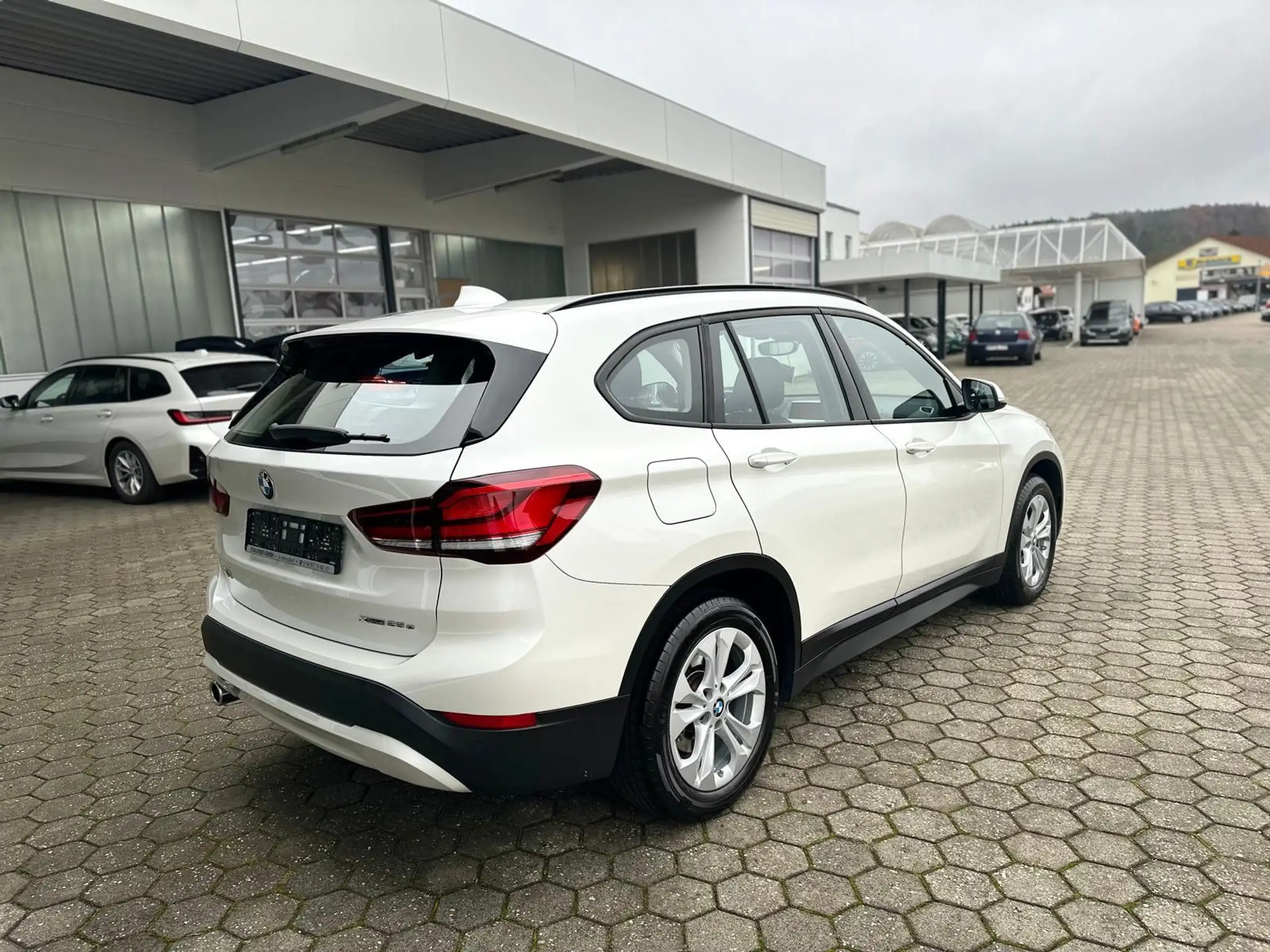 BMW - X1