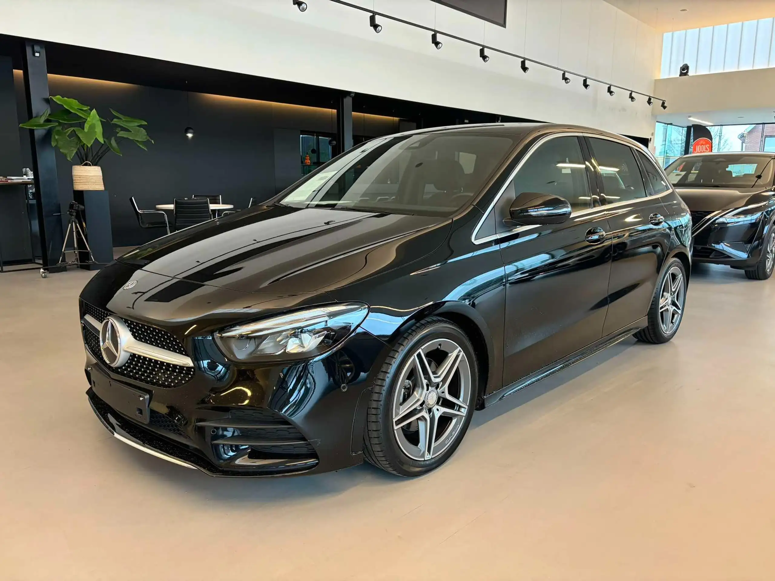 Mercedes-Benz B 180 2020