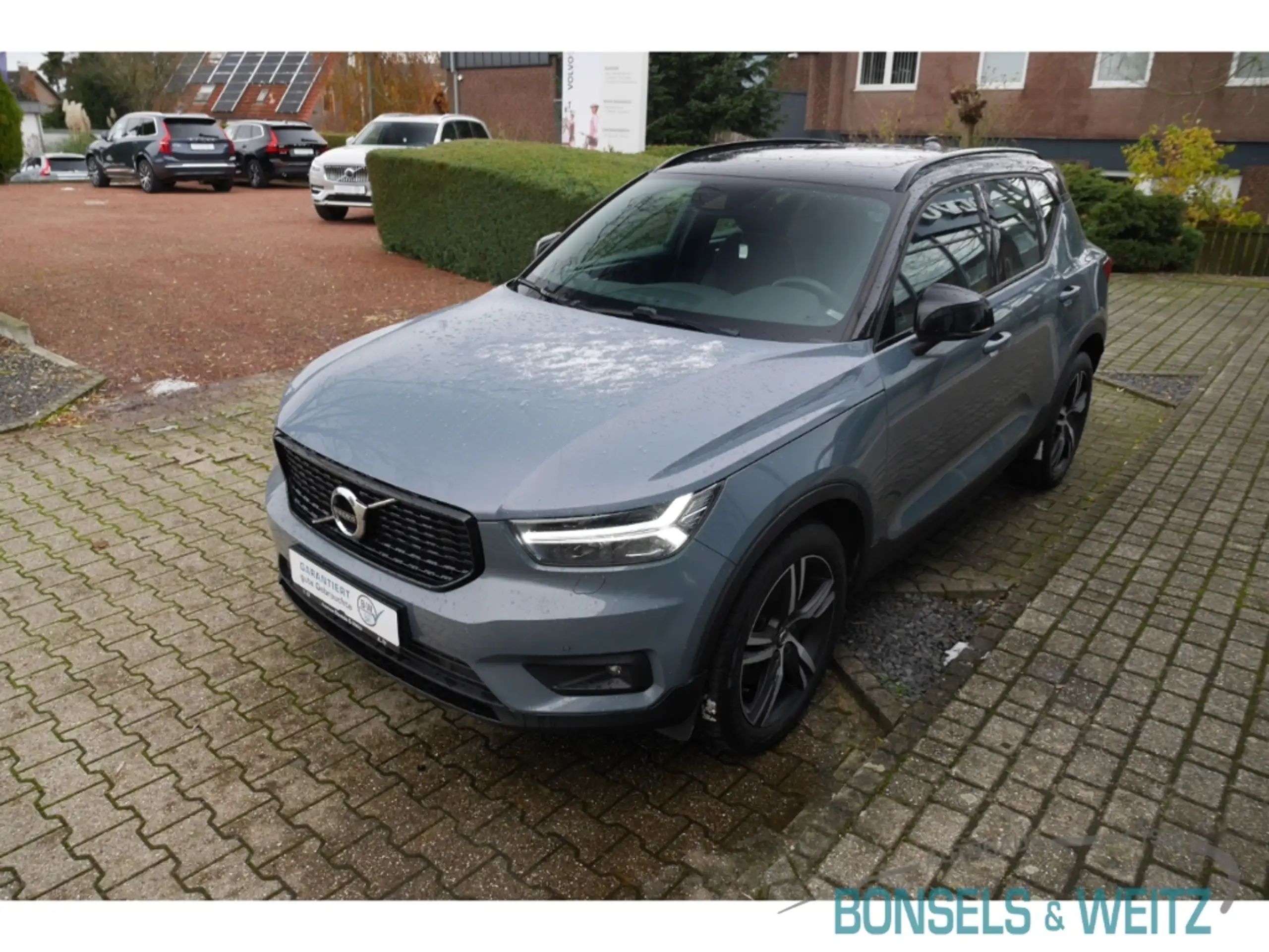 Volvo - XC40