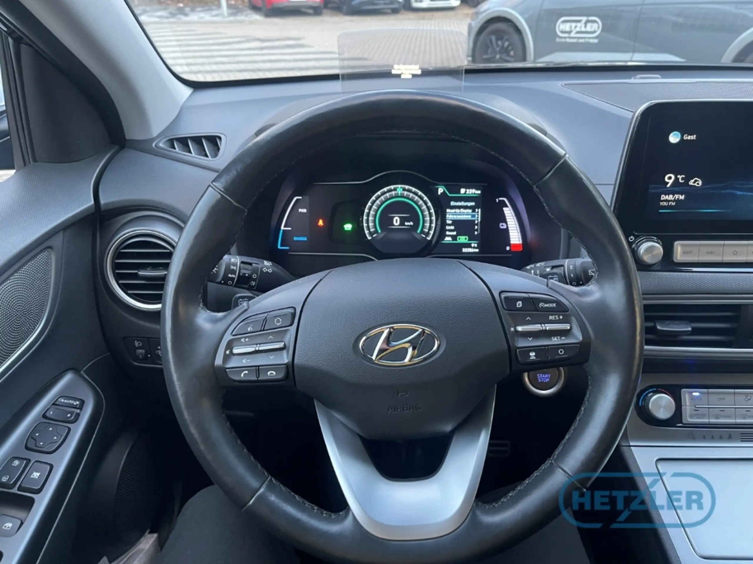 Hyundai - KONA