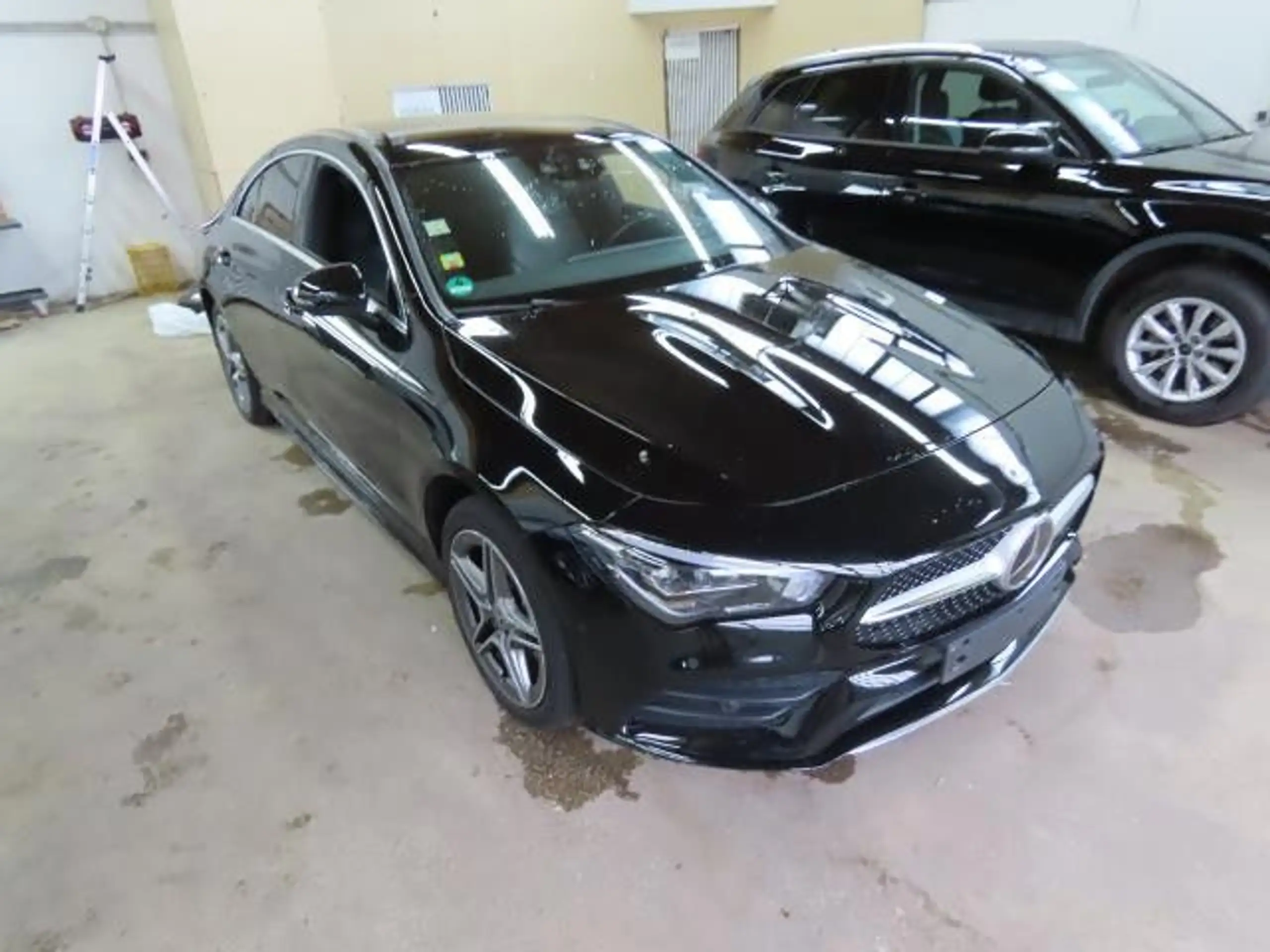 Mercedes-Benz - CLA 250