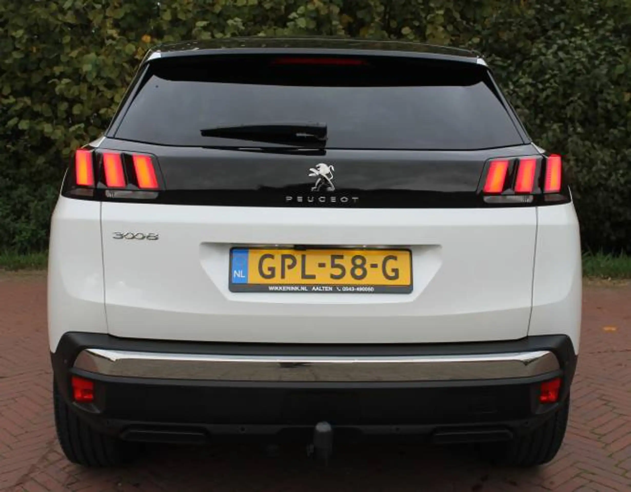 Peugeot - 3008