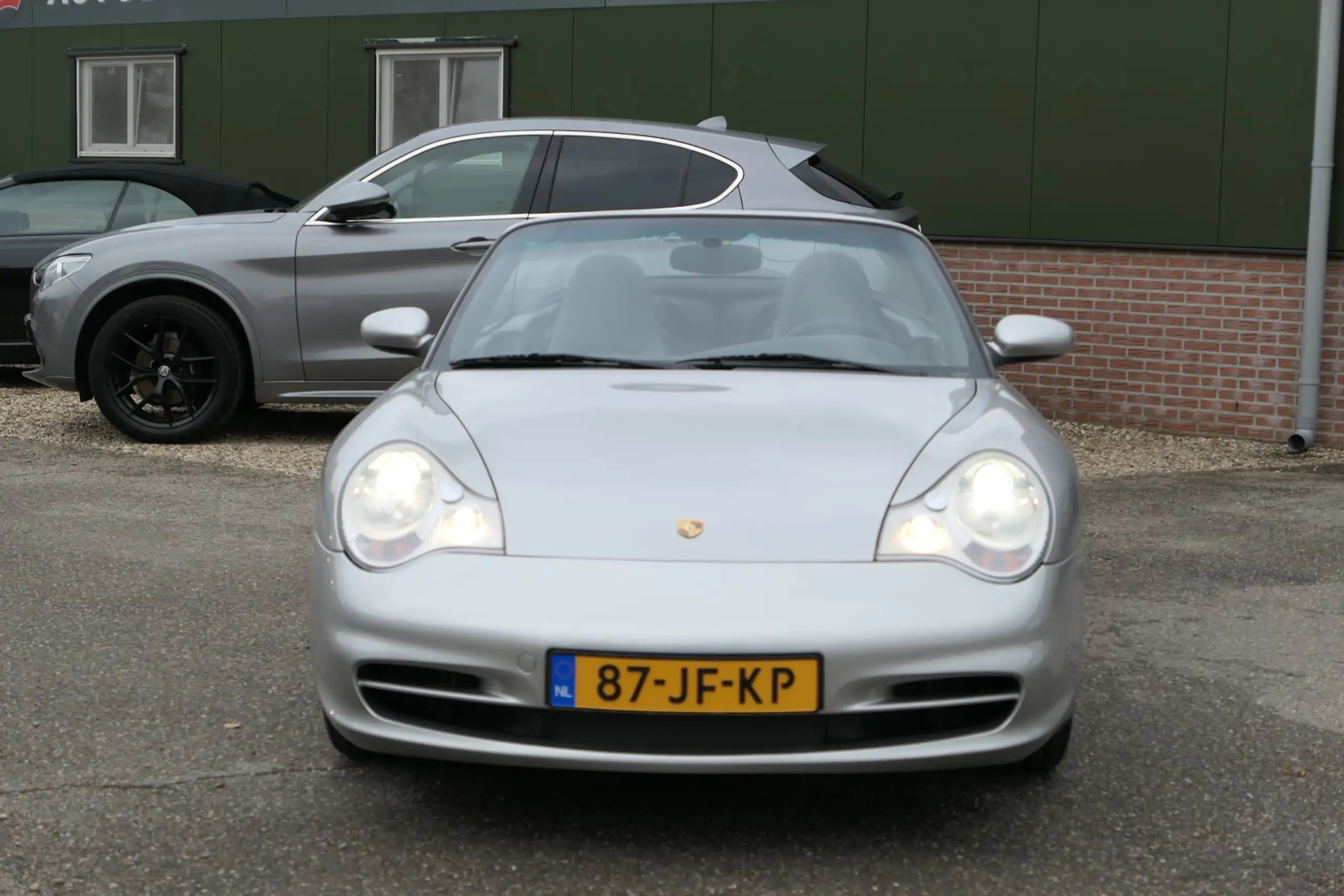 Porsche - 996